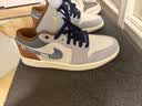 耐克NIKE篮球鞋男子AJ1乔1JORDAN 1运动鞋FZ5042-041灰白41 实拍图