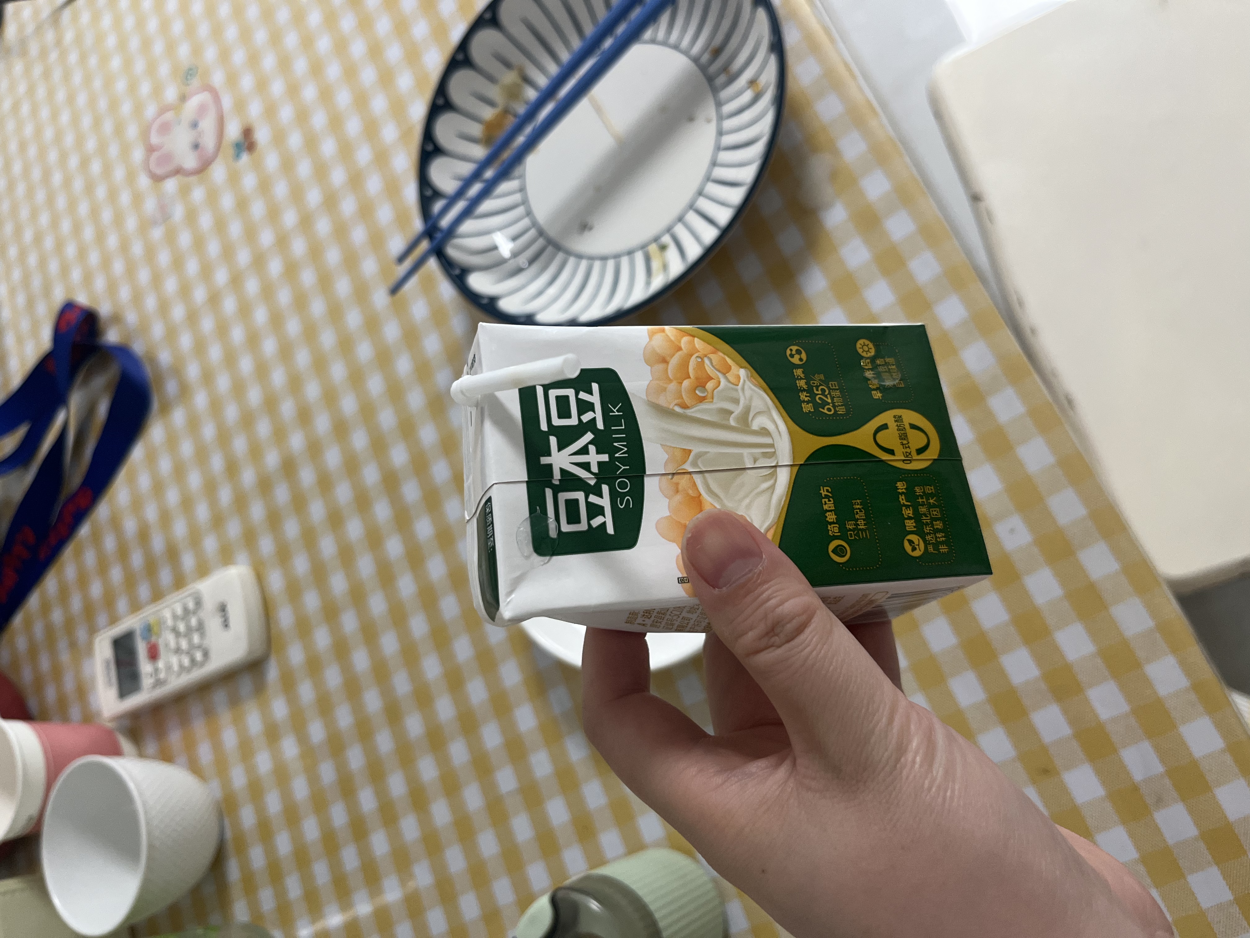 豆本豆唯甄豆奶250ml*24盒植物蛋白饮料儿童营养学生早餐奶整箱礼盒批发 实拍图