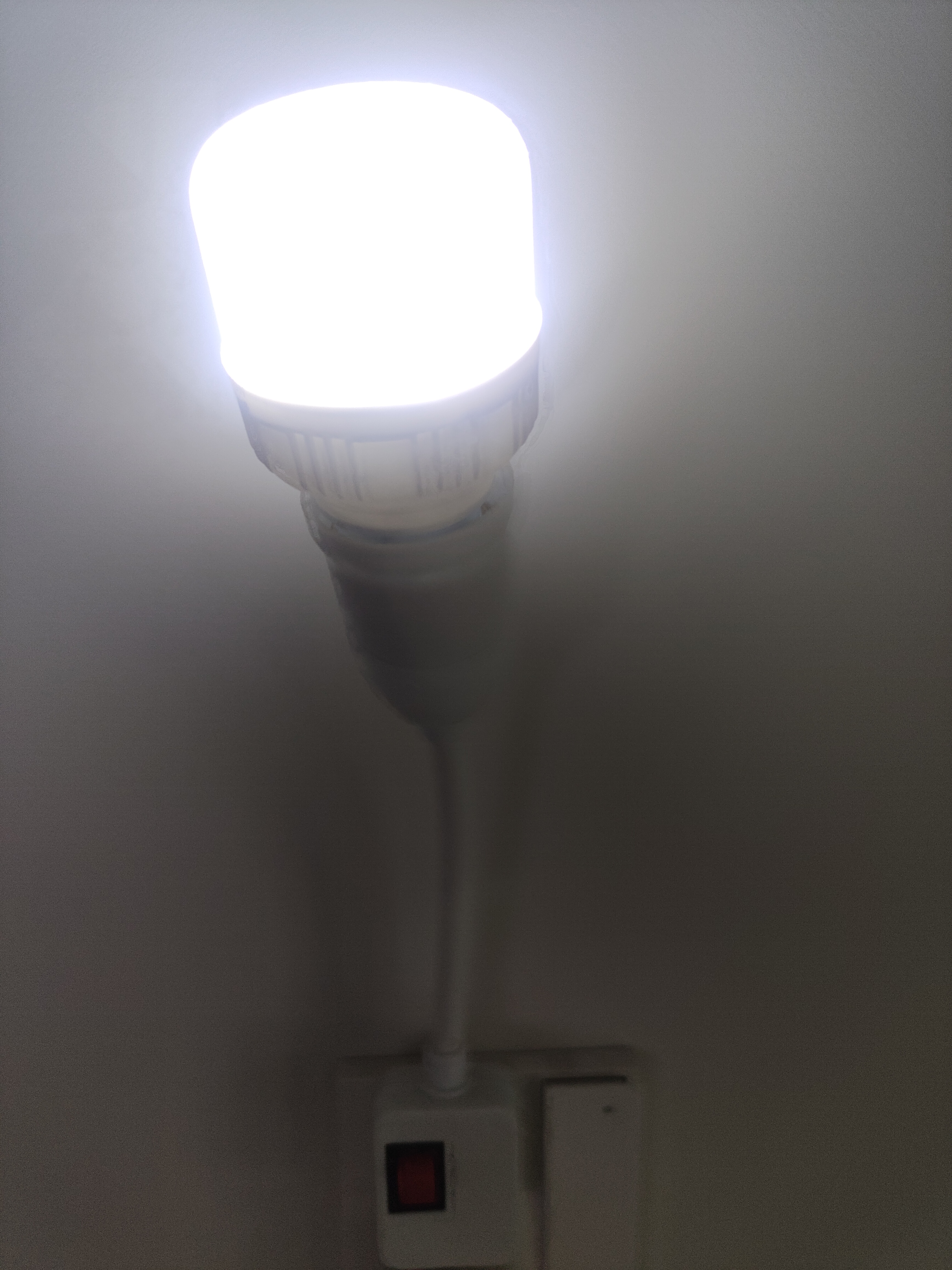 球泡灯LED高亮灯泡省电家用工厂e27螺口节能护眼无频闪 白光 10W【节能高配】1只装 实拍图