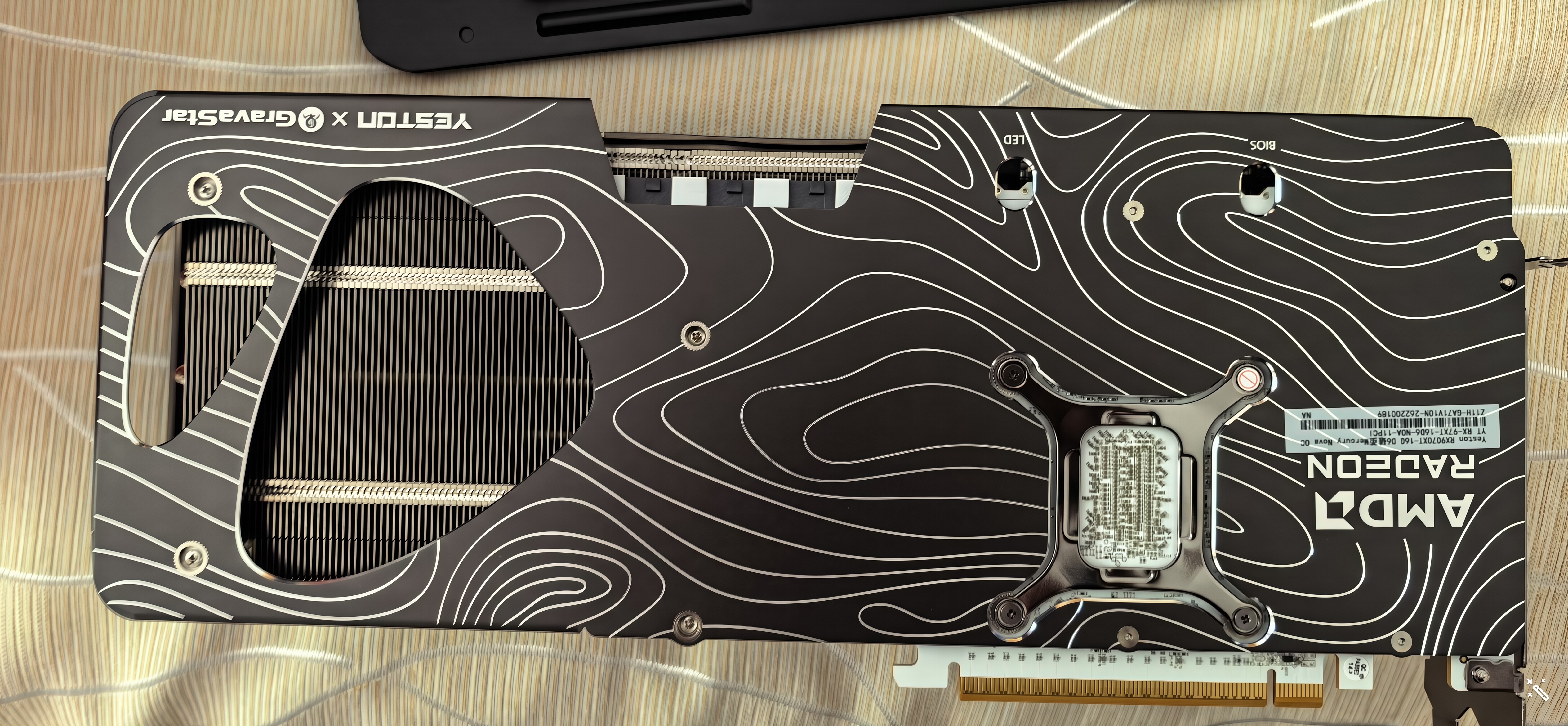 盈通（yeston）AMD RADEON RX 9070 XT 16G 重力星球联名 破茧Mercury Nova OC 直播AI设计OpenClaw游戏独立显卡 实拍图