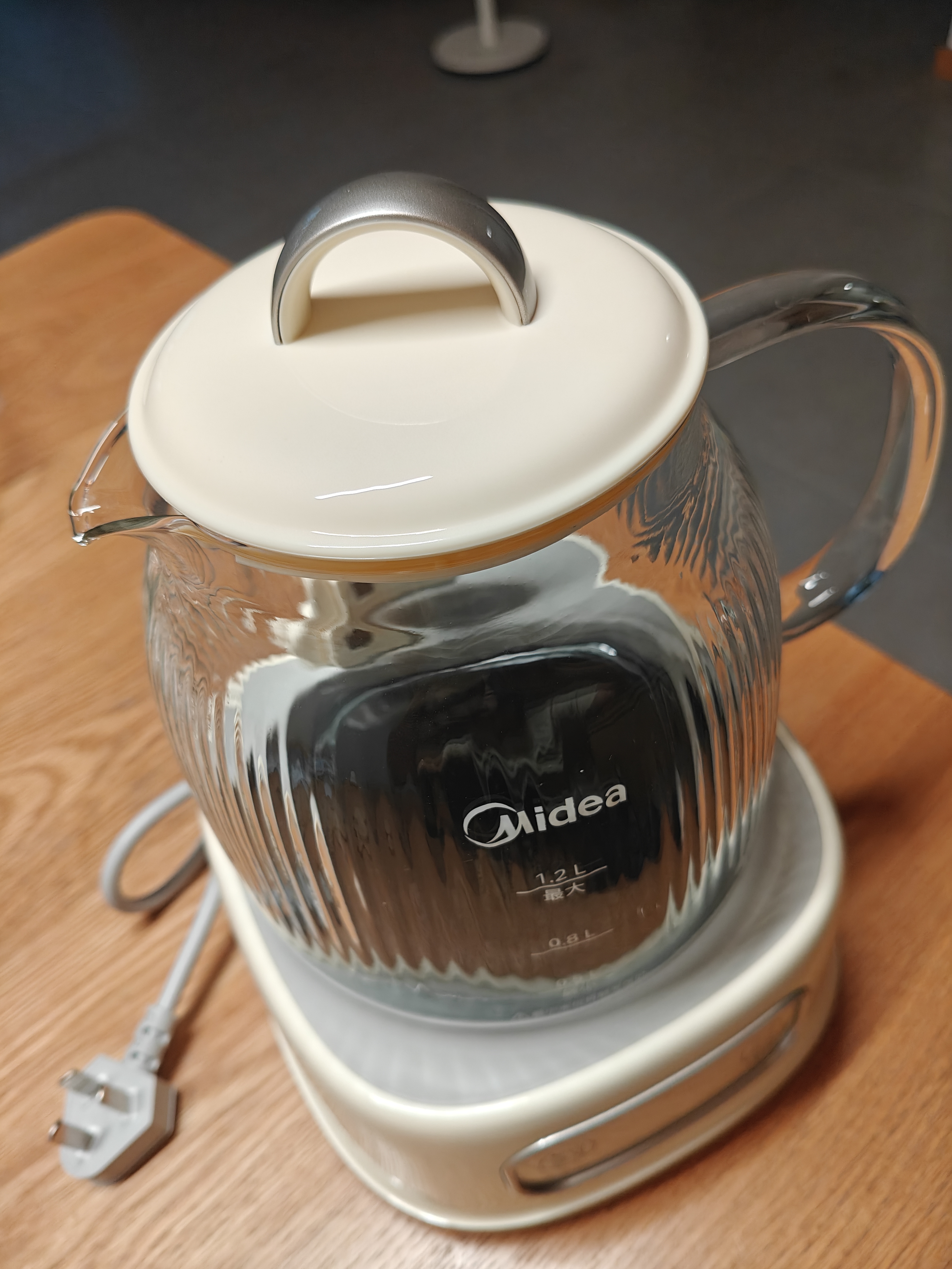 美的（Midea）0胶水全玻璃全自动养生壶煮茶壶母婴调奶器烧水壶恒温电热水壶煮茶器花茶壶1.2L MK-YS12B103 实拍图