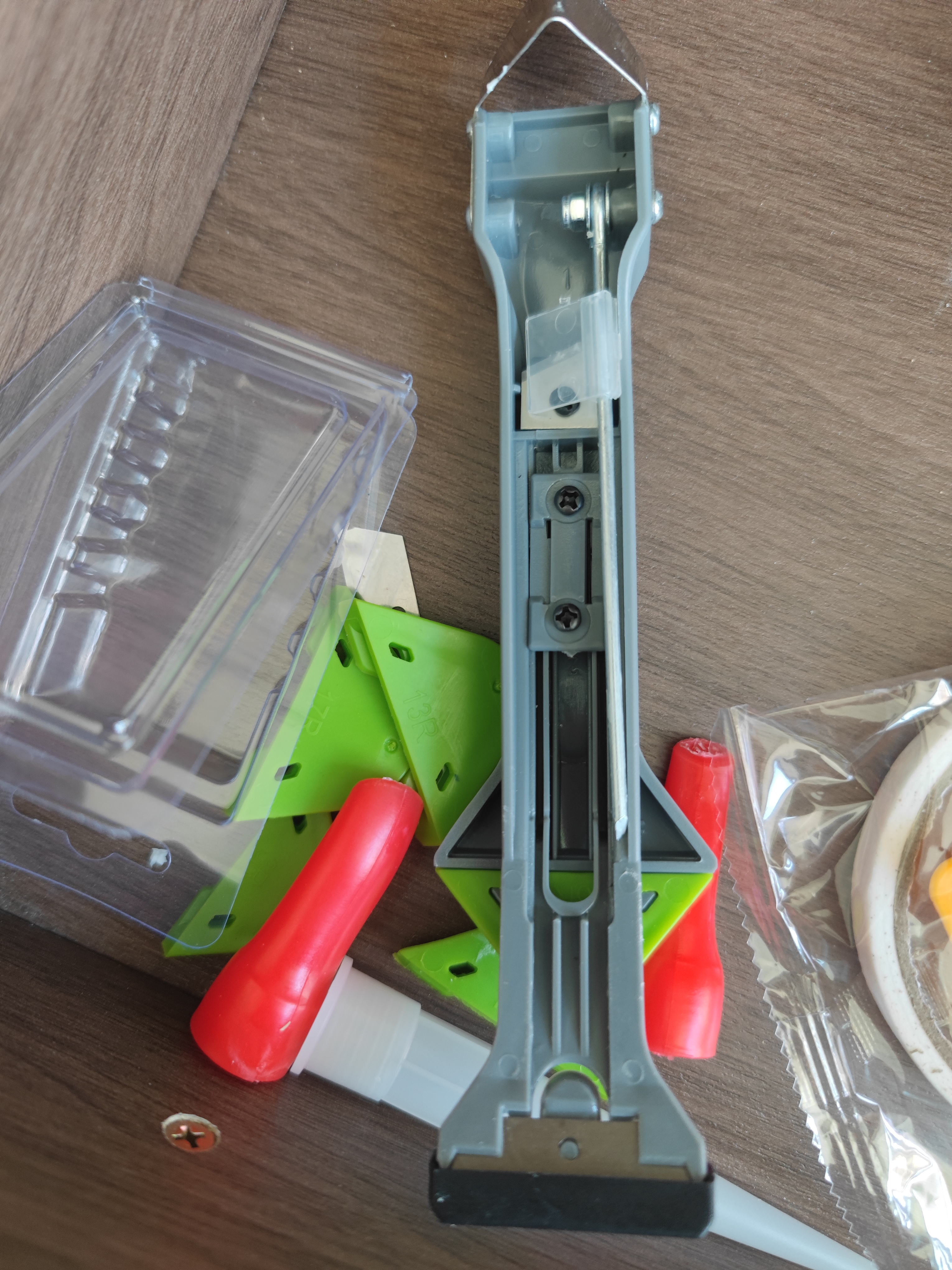 彩弘 多功能玻璃胶刮胶神器五合一 美缝专用工具刮刀除胶铲打硅胶刮板 实拍图