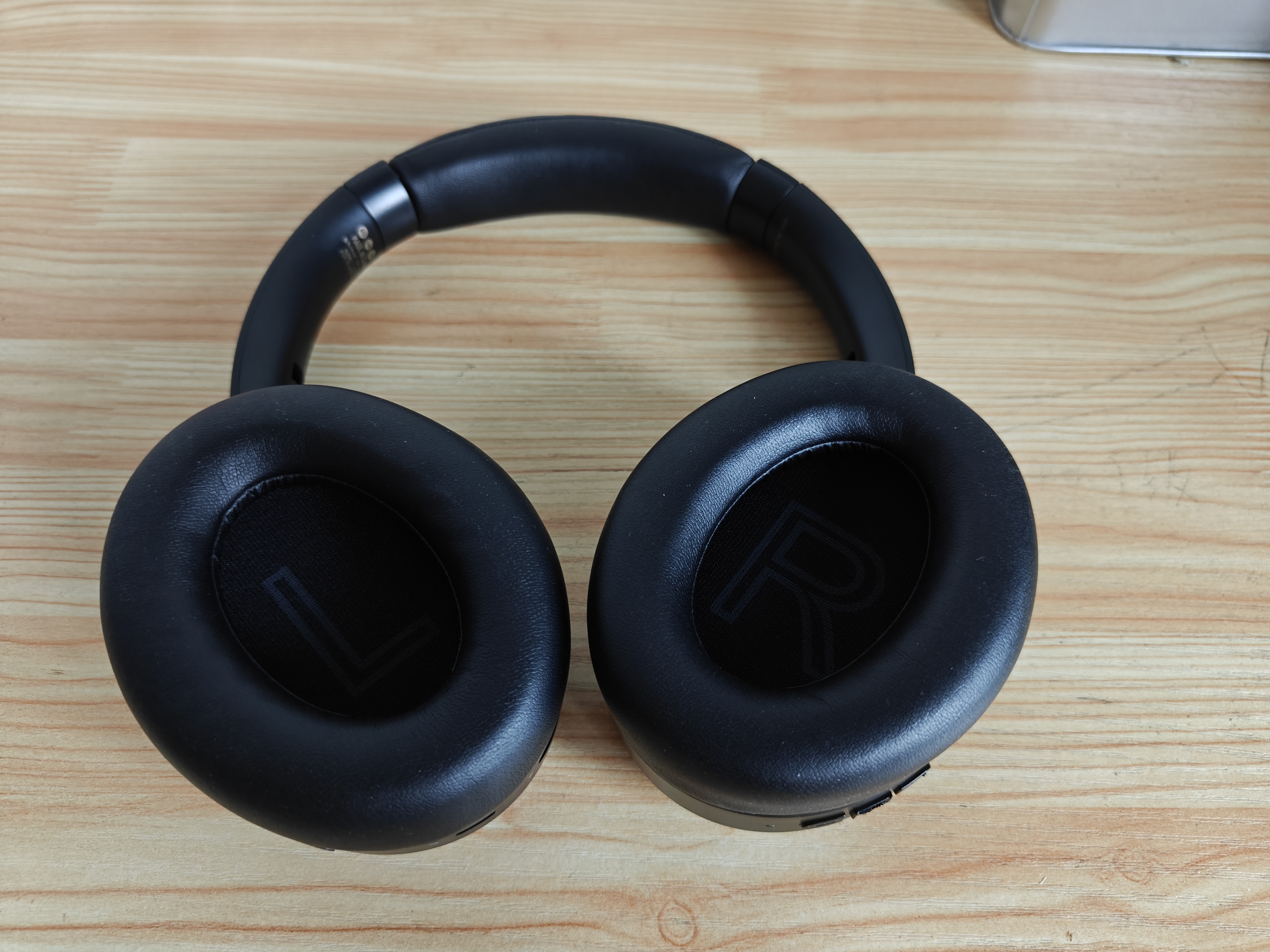 iKF King Pro3.0【双金标LDAC高解析】头戴式蓝牙耳机主动降噪无线有线三角洲行动电竞游戏专用雅典黑 实拍图