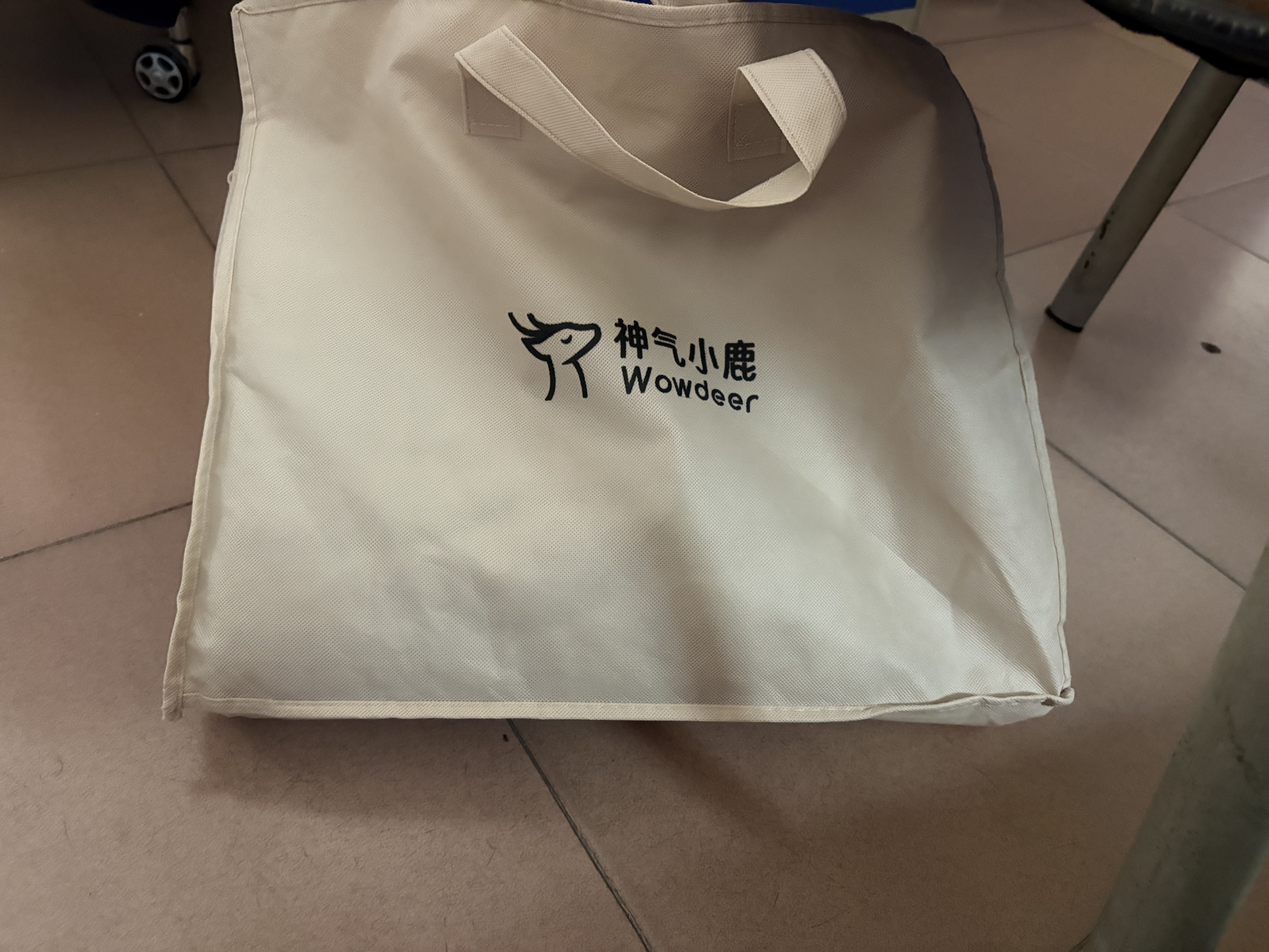神气小鹿小冰被2.0夏凉被A类凉感被子夏季单双人空调被可水洗薄被芯夏被 小冰被2.0丨凉柔双感+裸感面料+A类母婴-深蓝 150*200cm 实拍图