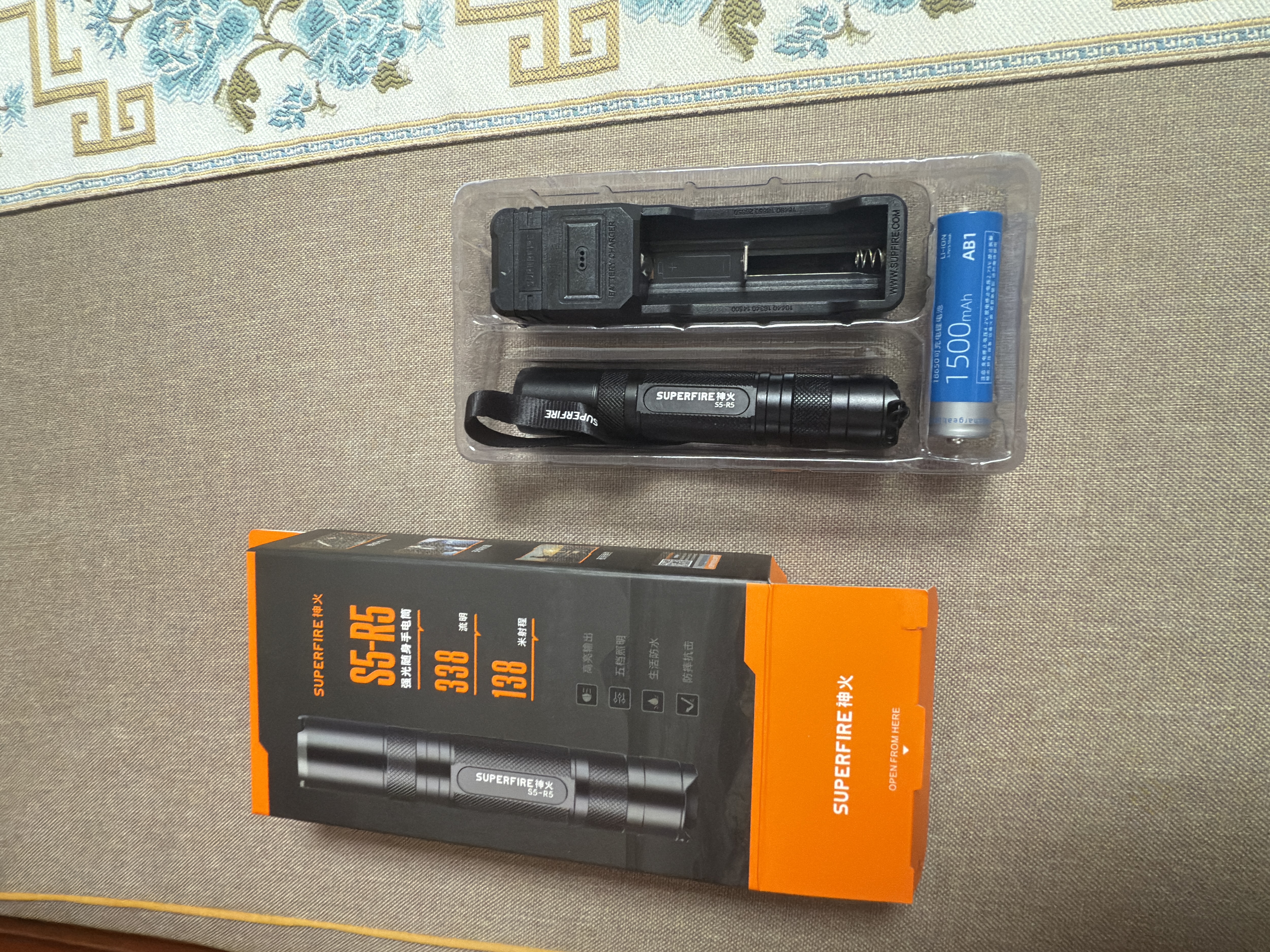 神火（SupFire）S5-R5强光手电筒led超亮定焦远射迷你户外便携超长续航家用应急灯 实拍图
