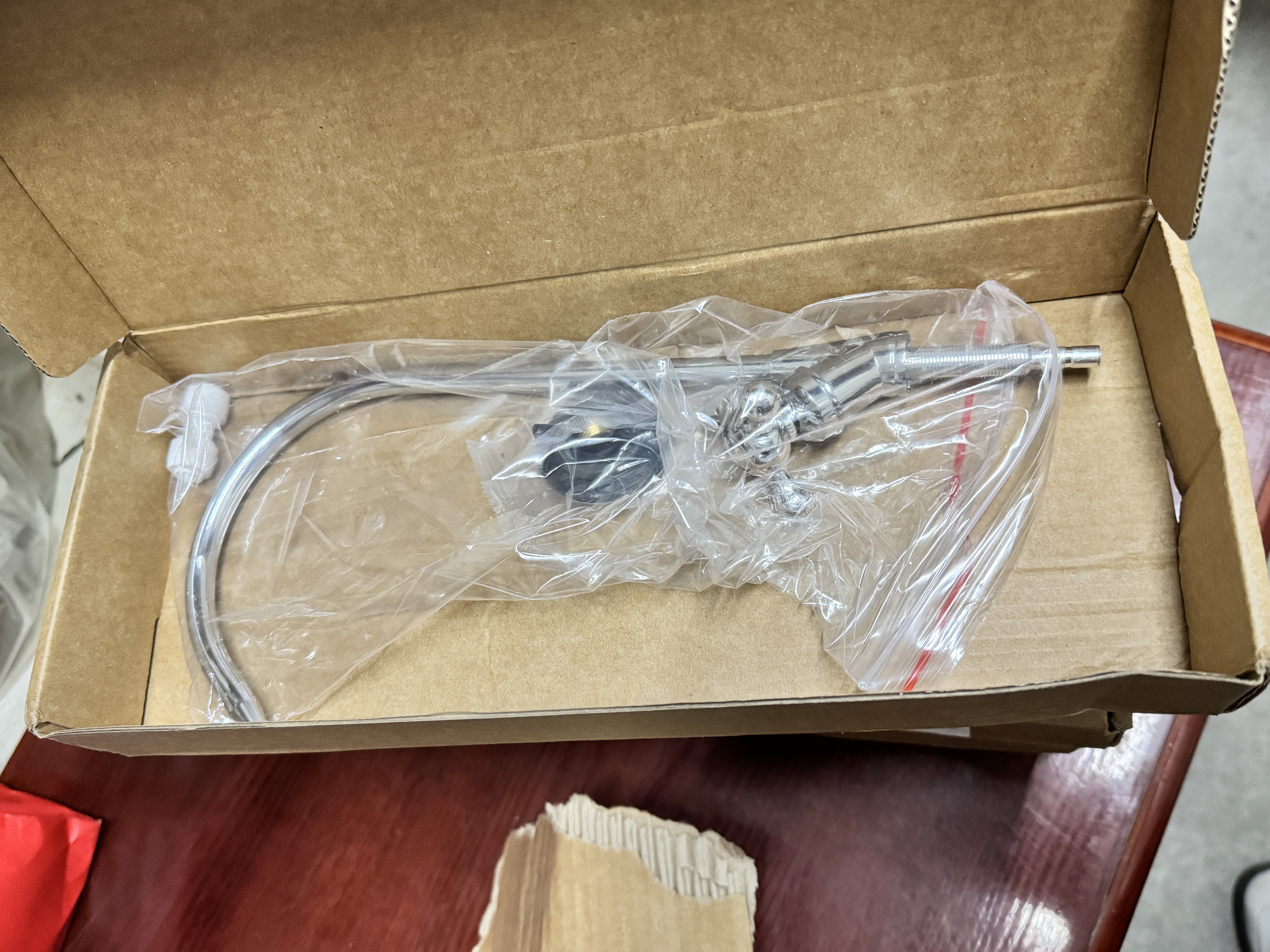鲸万荟通用净水器配件 家用直饮机2分PE接水管专用单水龙头（送接头）W890 实拍图