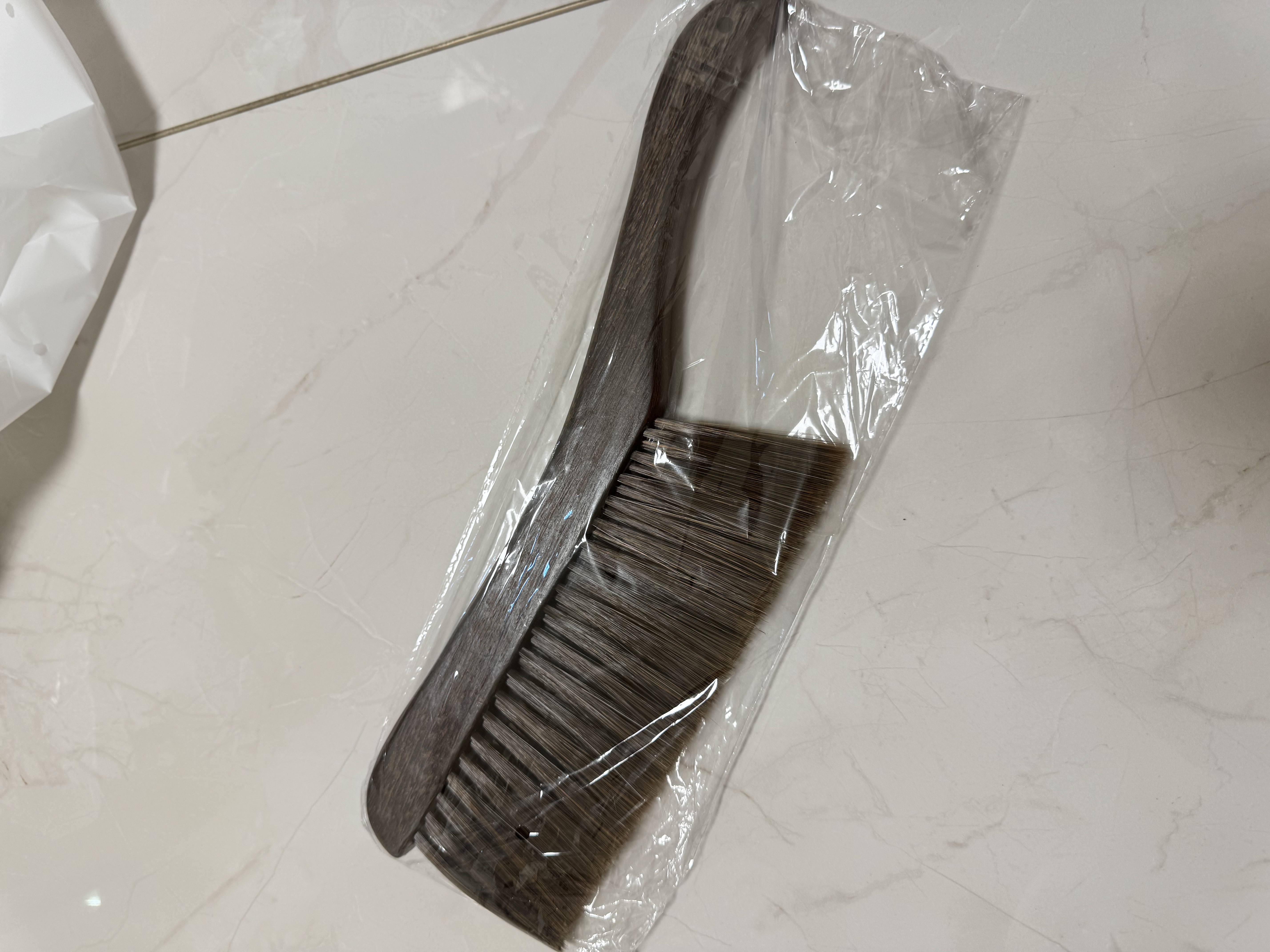 洁比世床刷加大号扫床刷鸡翅木软毛除尘清洁刷长柄床上刷神器弯柄4排刷 实拍图