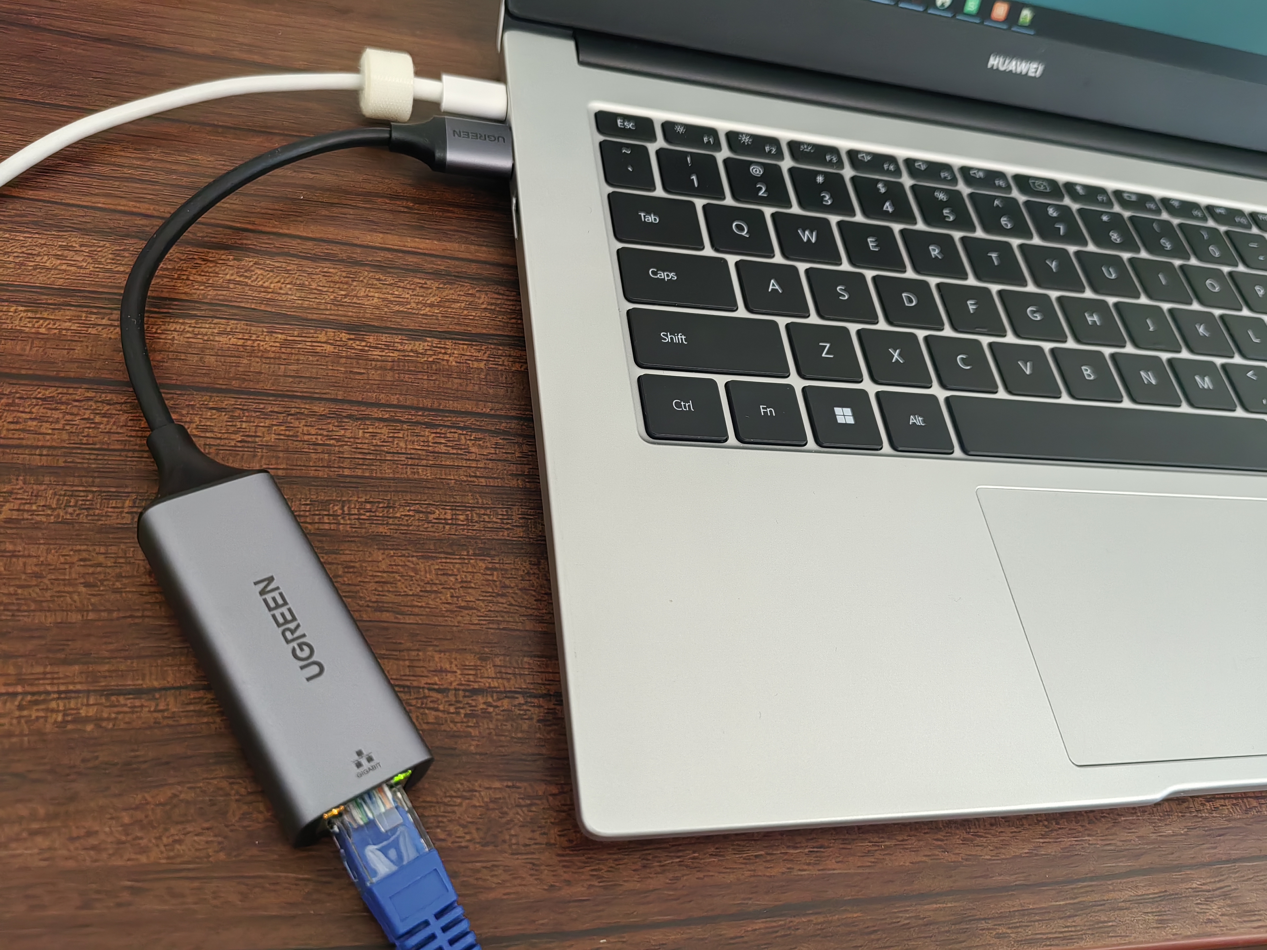 绿联 USB3.0转网口千兆有线网卡转RJ45网线转接头接口转换器 适用苹果华为小米笔记本电脑外置扩展坞 实拍图