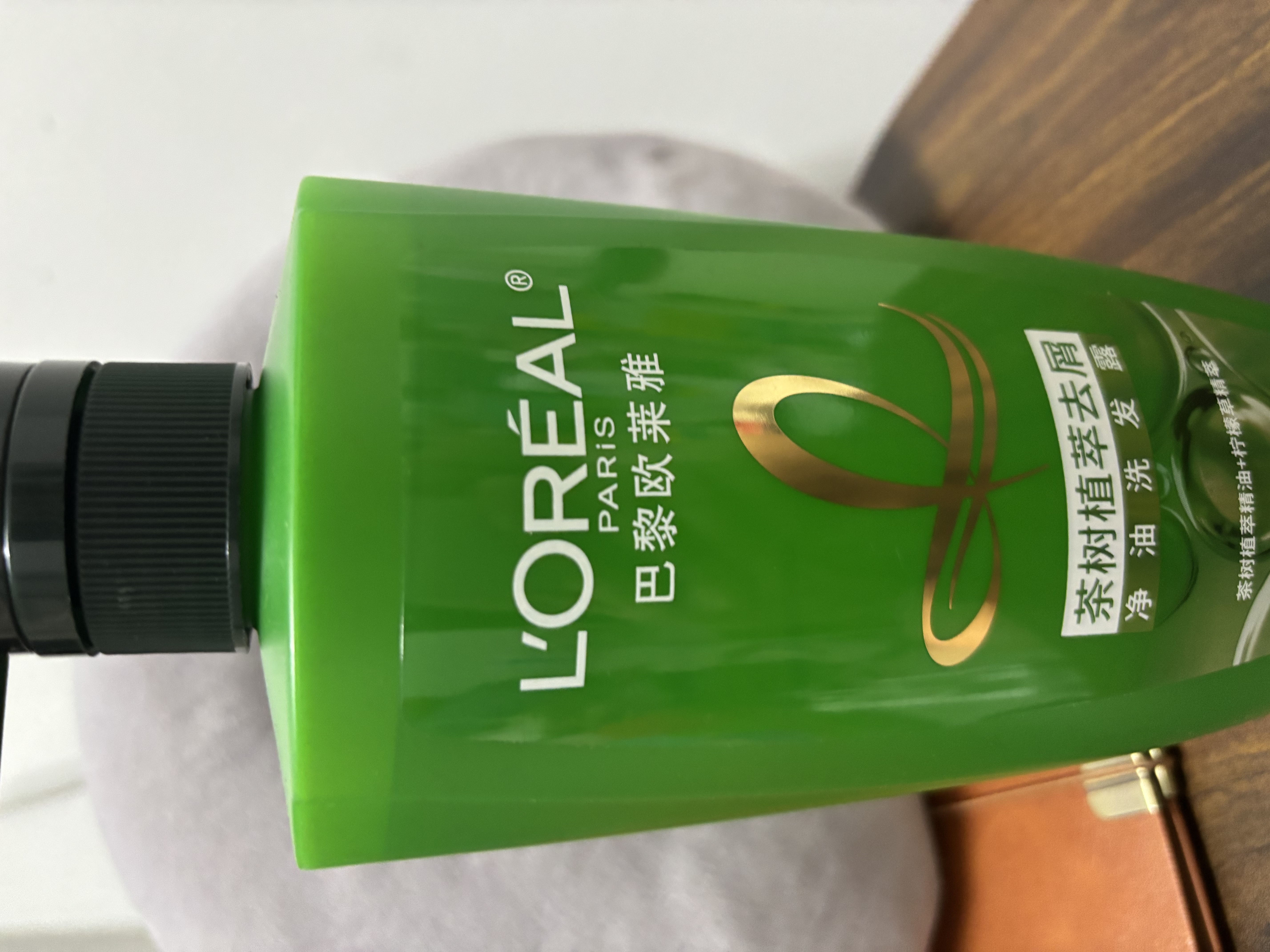 欧莱雅茶树洗发水 植萃去屑清爽控油去油男士女士洗发露500ml 实拍图