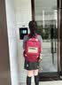 viney双肩包书包女百搭大容量初中生高中大学生背包大学生15英寸电脑包 【红色】高颜值通勤时尚通勤旅行包+青蛙挂件 实拍图