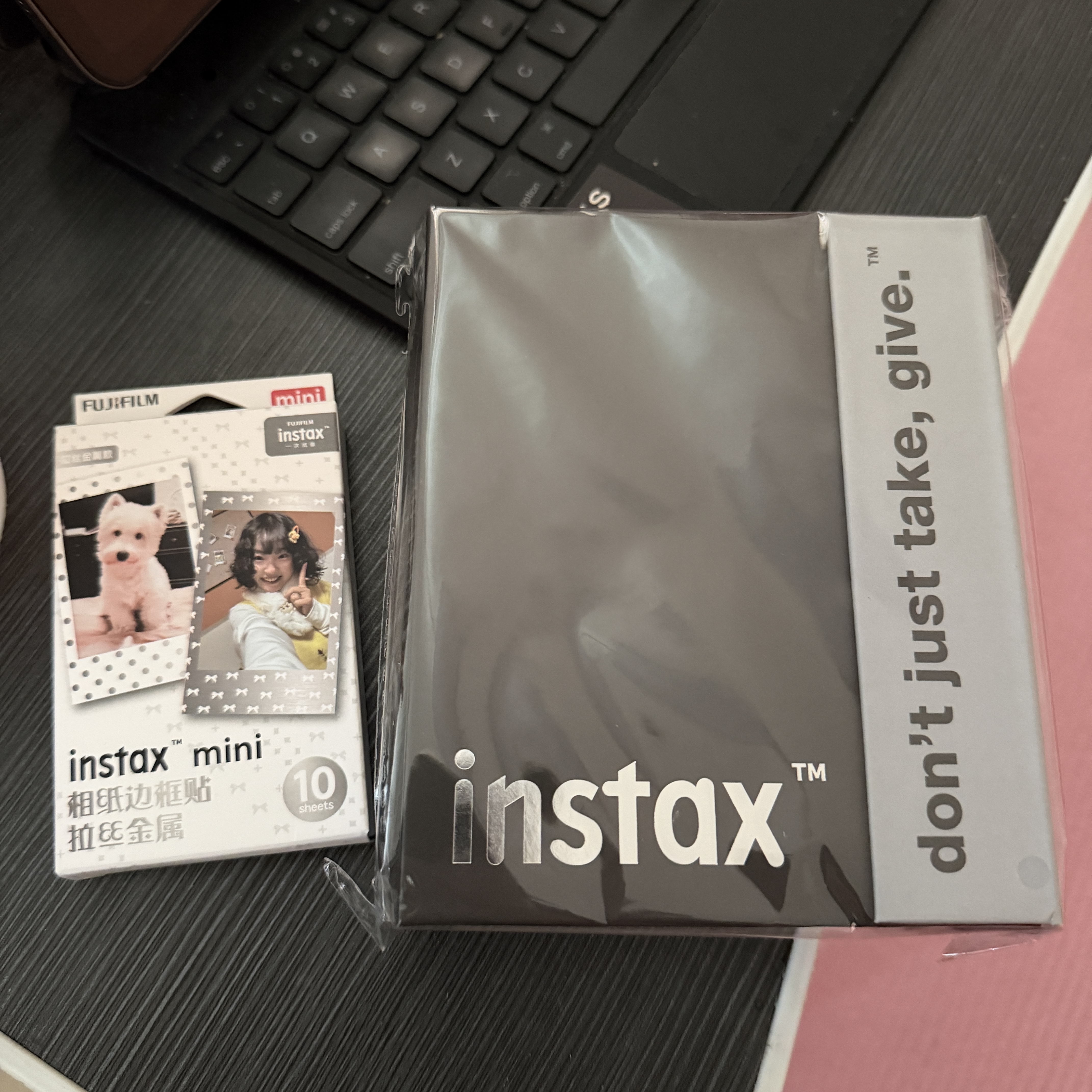 富士（FUJIFILM）instax mini通用拍立得相纸照片适用mini13/7+/8/9/11/12/40/90/EVO/liplay打印机拍立得 D：20张相纸+相册+边框贴纸 实拍图