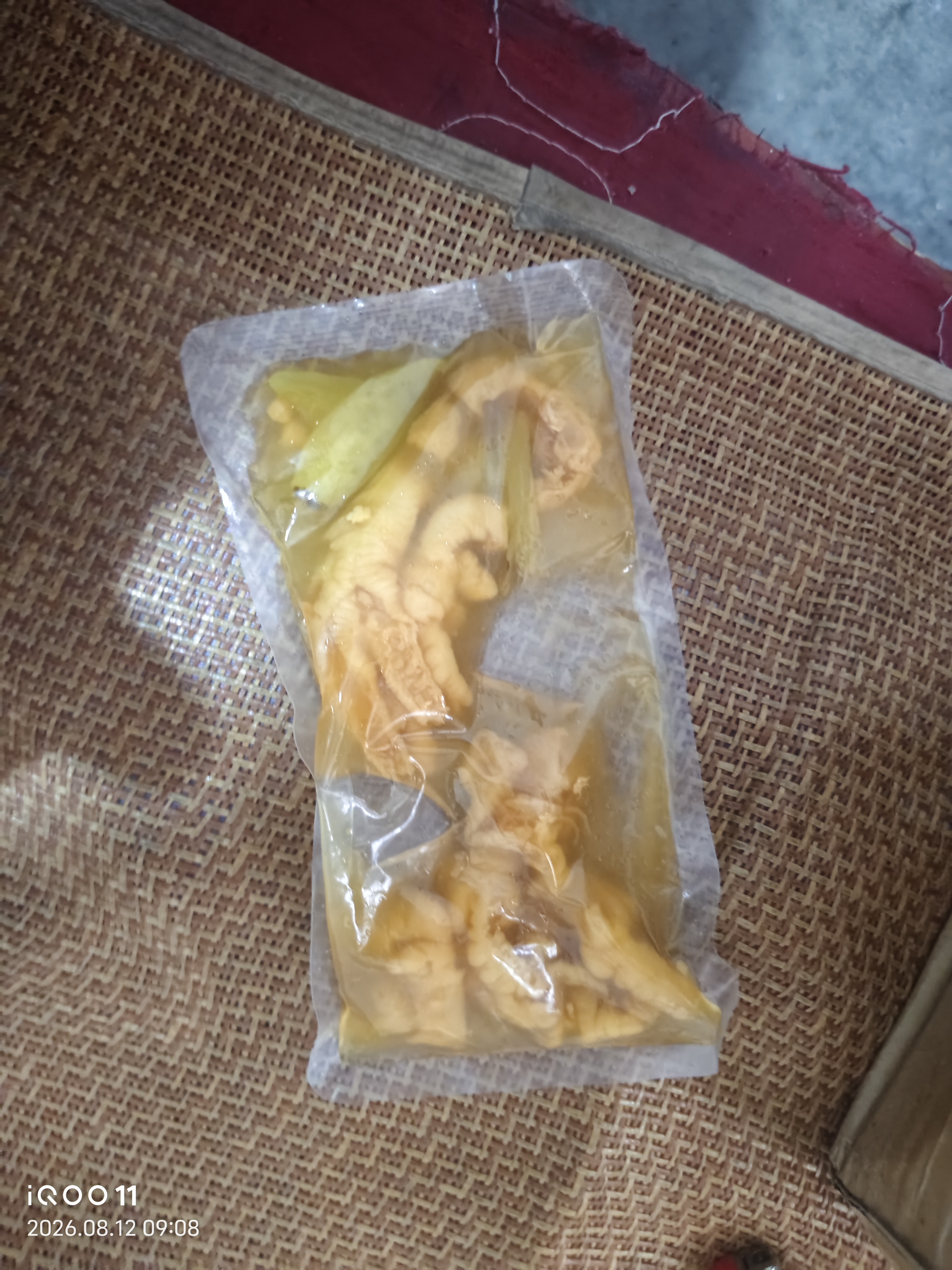 十年梦柠檬酸辣无骨鸡爪装网红零食卤味即食小吃脱骨凤爪 【1盒装】脱骨鸡爪(柠檬味)200g 实拍图