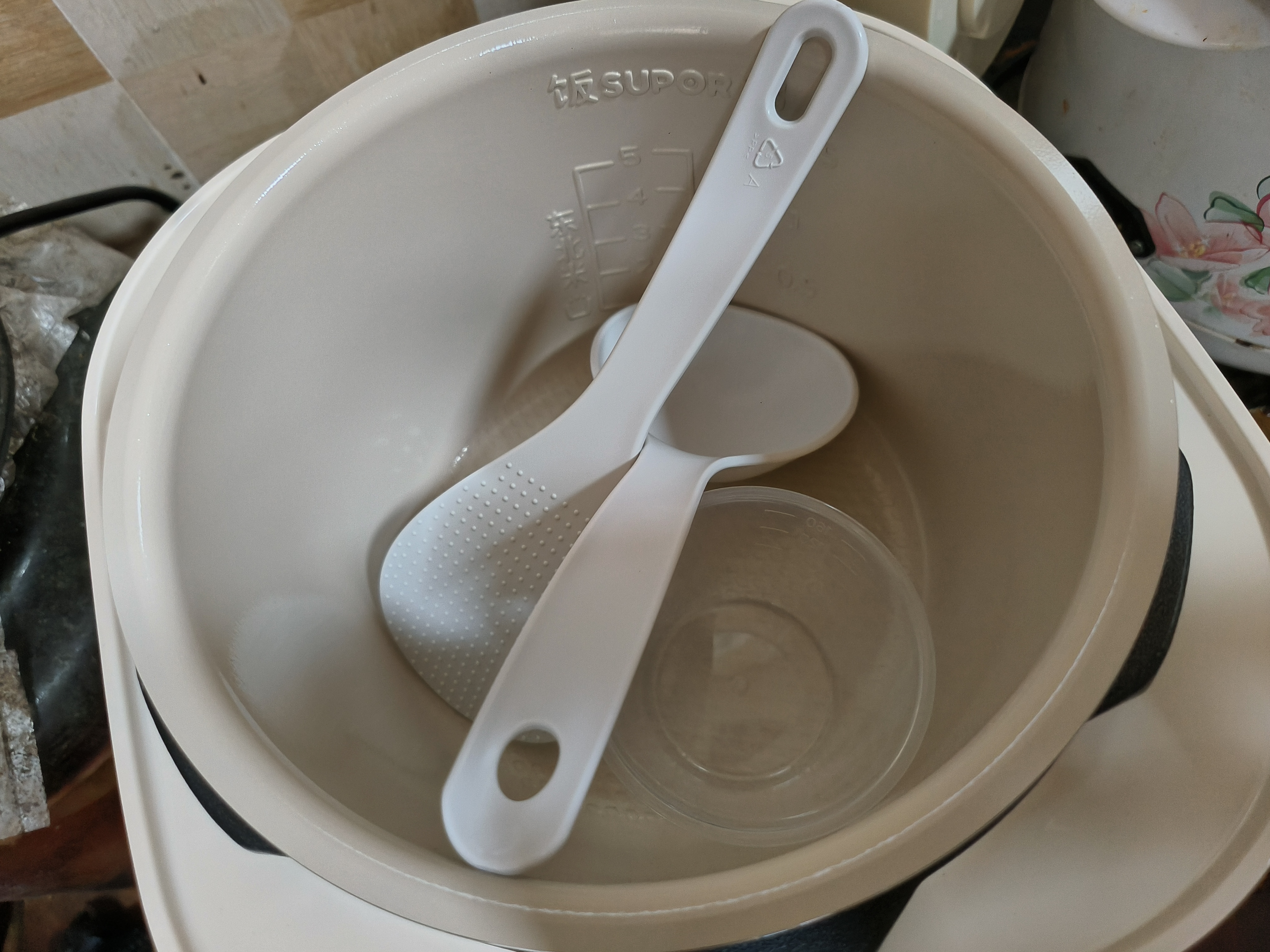 苏泊尔（SUPOR）一人食迷你电压力锅2.5L 开盖火锅宝宝粥SY-25FC8027电饭煲1-3人上盖批次随机发货 实拍图