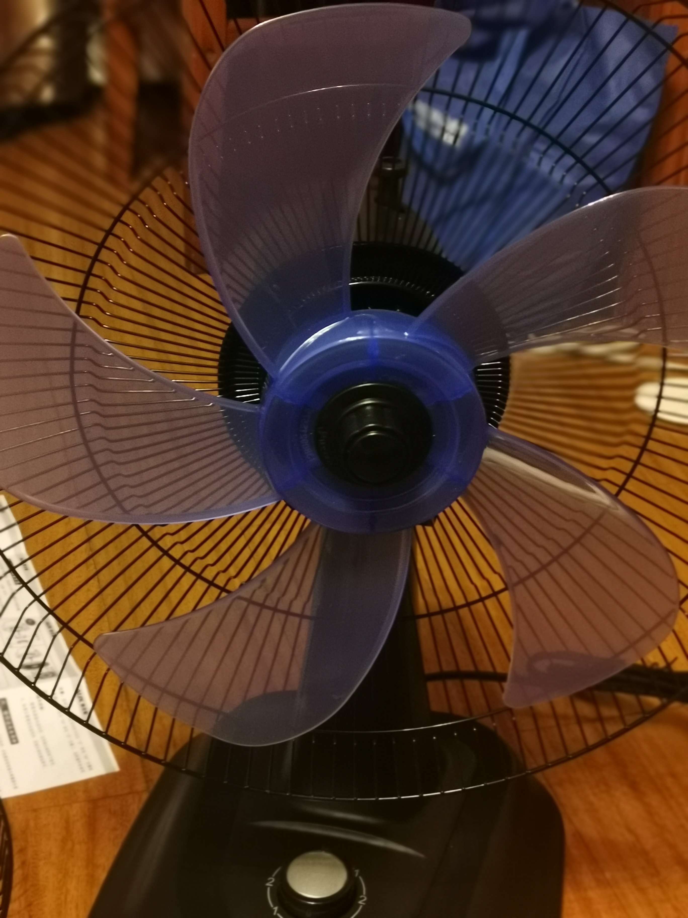 奥克斯（AUX）风扇电风扇台扇转页扇台式小型桌面家用床上宿舍卧室摇头轻音大风省电轻音电扇 【性价比之王】14寸5叶款（16英寸） 实拍图