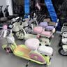 爱玛（AIMA）【门店自提】新品元宇宙pony新国标智能电动车高颜值长续航电动自行车 到店选色提车 实拍图
