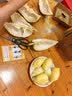 京鲜生 进口金枕头鲜榴莲 净重4-5斤 1个装 新鲜榴莲 生鲜水果 实拍图