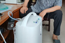 鱼跃制氧机医用级5L升吸氧气机家用老人孕妇超轻音直流变频省电S-5AW 实拍图