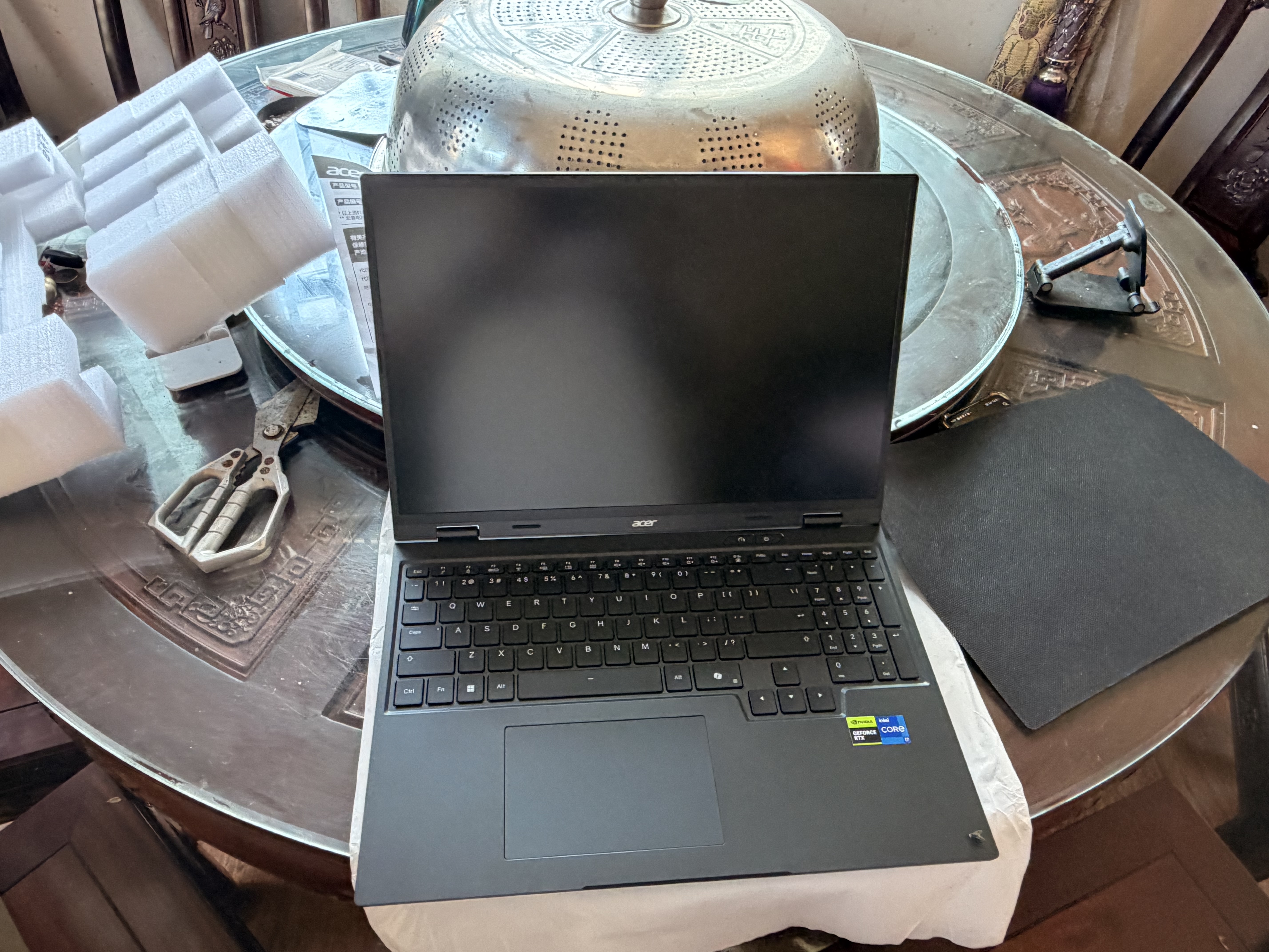 宏碁（acer）宏基暗影骑士擎7【2026年补贴15%】【5060/70显卡】电竞游戏本大学生设计笔记本电脑 【擎Neo】14代i7HX【5060】300/16G 官方标配：1T/2.5K+高刷 实拍图