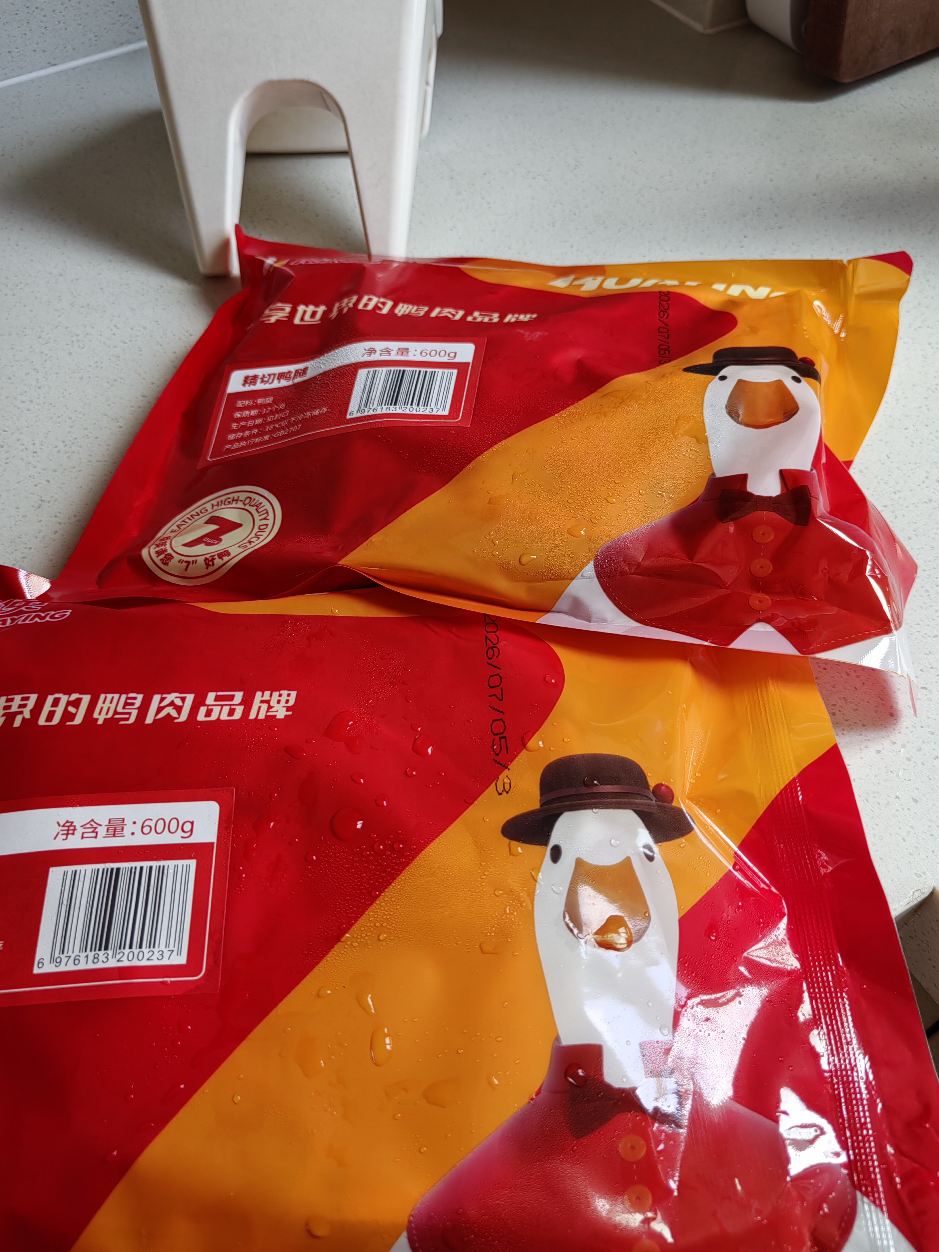 华英（HUAYING） 新鲜鸭肉卤煮食材 烧烤火锅烤肉食材 瘦肉型樱桃谷鸭 精切 鸭腿600g 实拍图