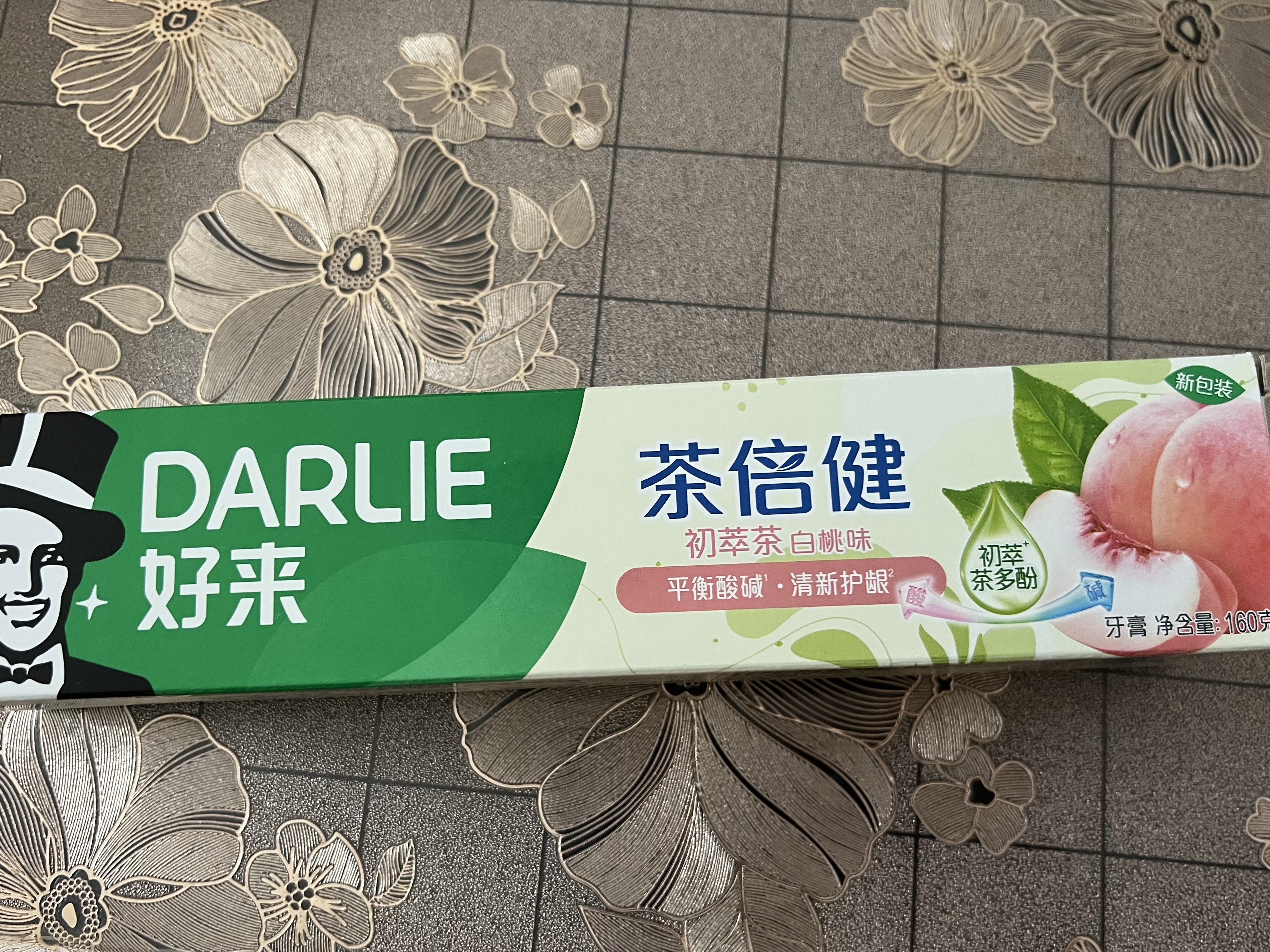 好来（DARLIE）原黑人茶倍健初萃茶白桃味牙膏果味清新口气含氟健齿护龈160g 实拍图