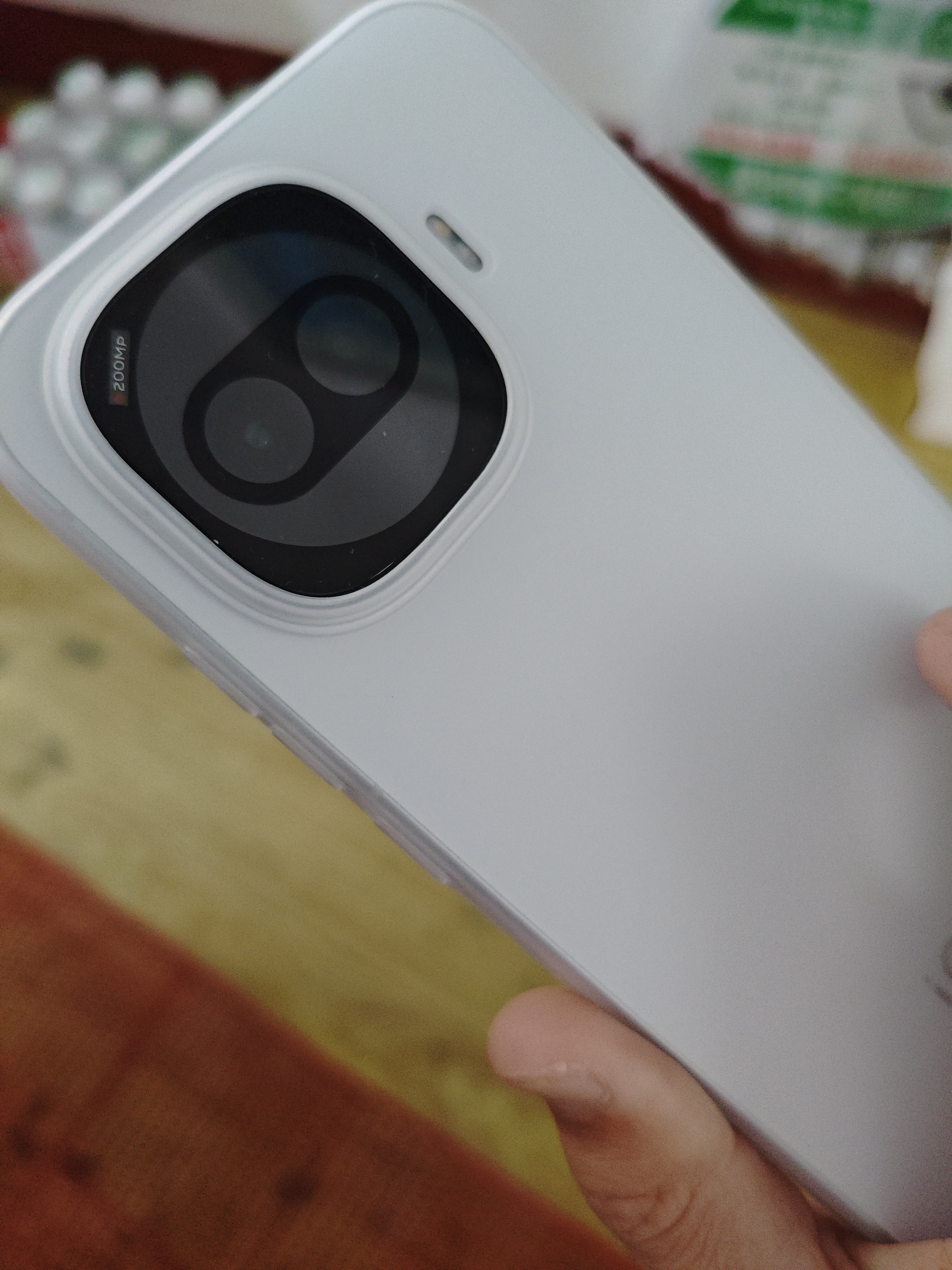 vivo iQOO Z11 Turbo 16GB+512GB 天光白骁龙8Gen5 自研电竞芯片Q2 2亿大底超级主摄 学生游戏手机 实拍图