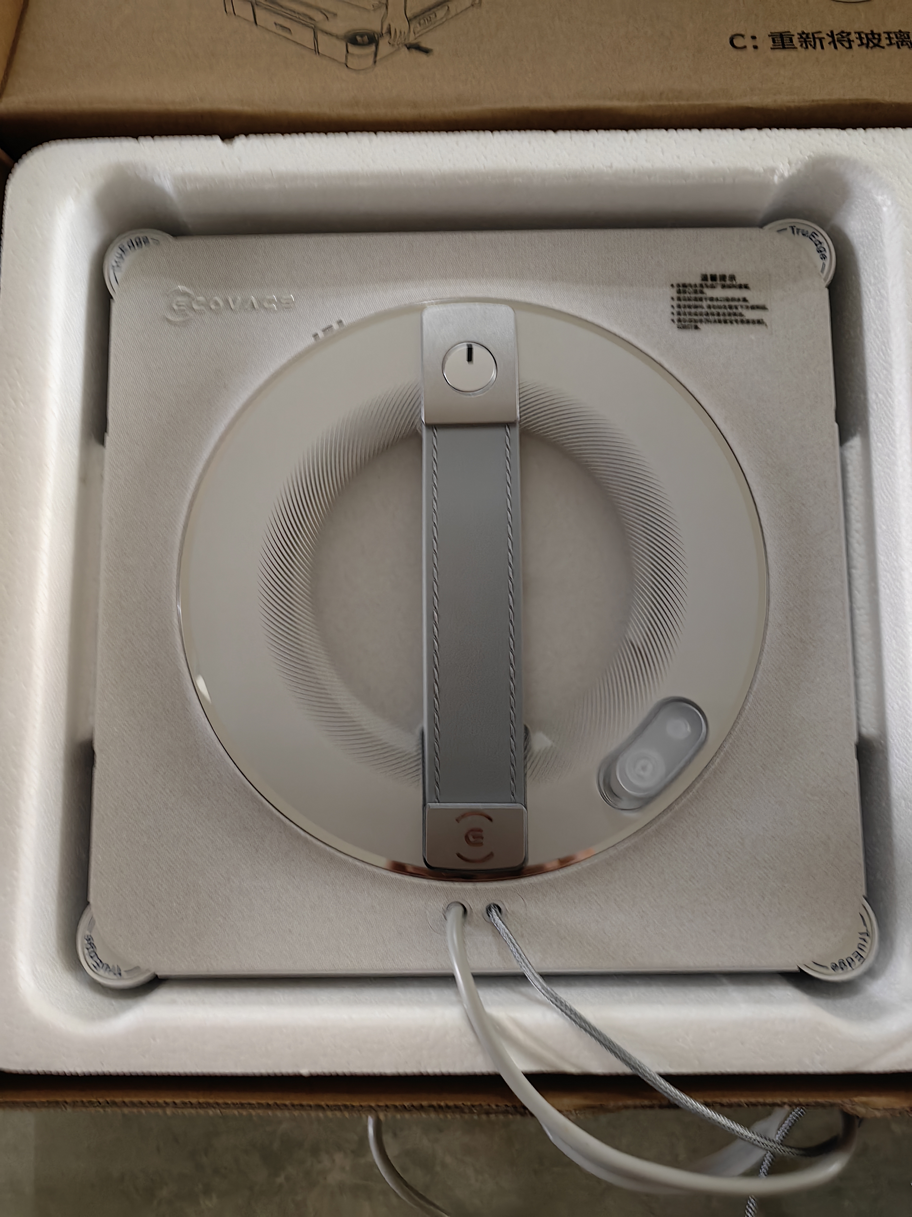 科沃斯窗宝擦窗机器人W2S PLUS自动擦玻璃喷水湿擦家用擦窗高层户外擦窗户神器 实拍图