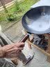 章丘炒菜锅传统铁锅家用老式圆底炒锅不粘锅无涂层燃气灶适用铁锅 【圆底光版】精品铁锅 34cm 实拍图