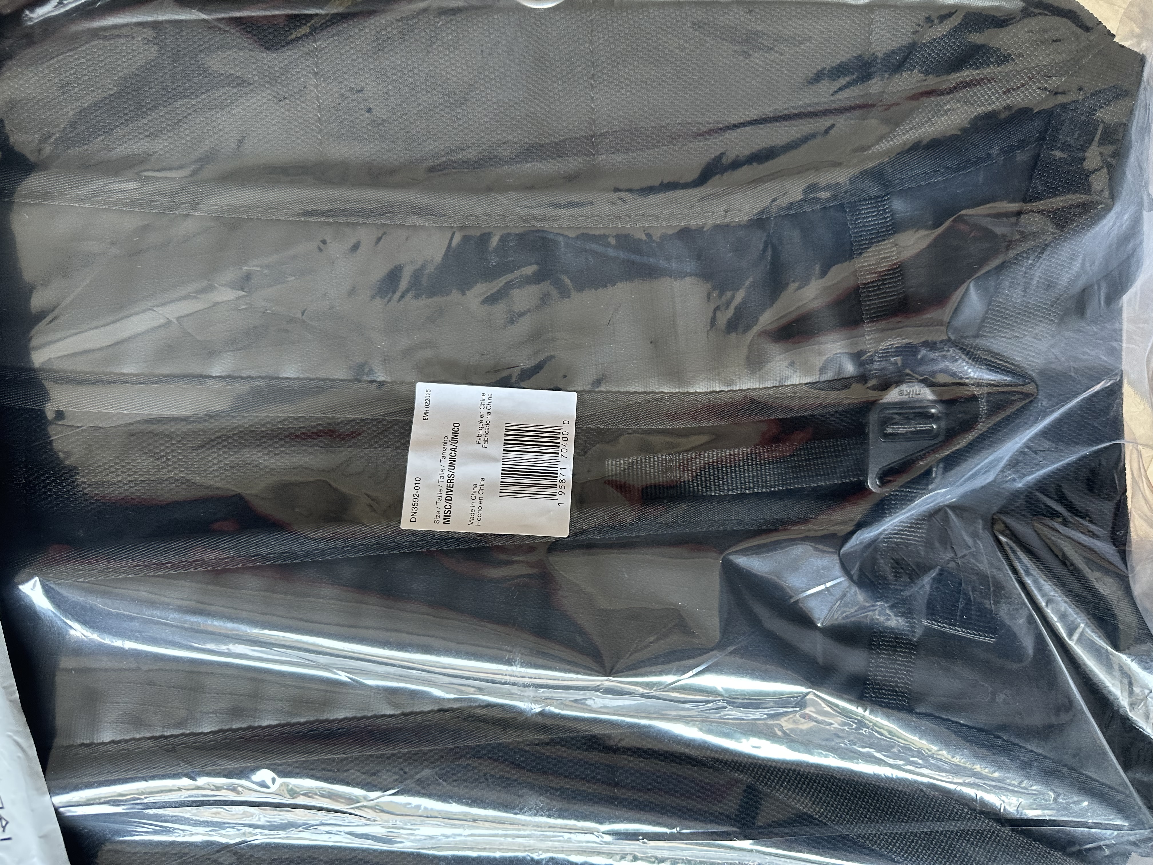 耐克NIKE男女双肩包 电脑包出差包 旅行包书包休闲包DN3592-010黑均码 实拍图