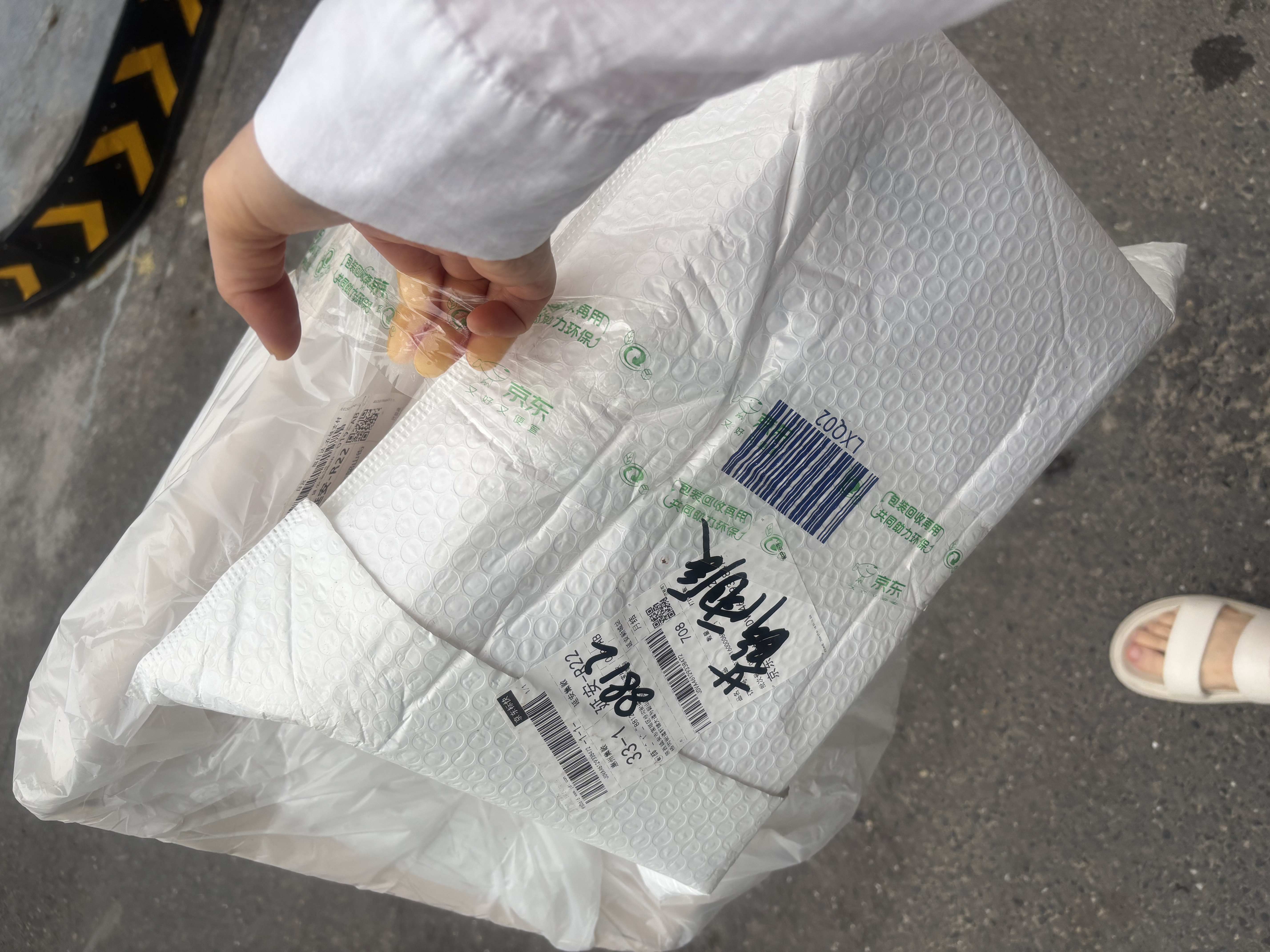 英科医疗（INTCO）一次性手套100只S码PVC手套餐饮厨房清洁防水家务洗碗手套 实拍图