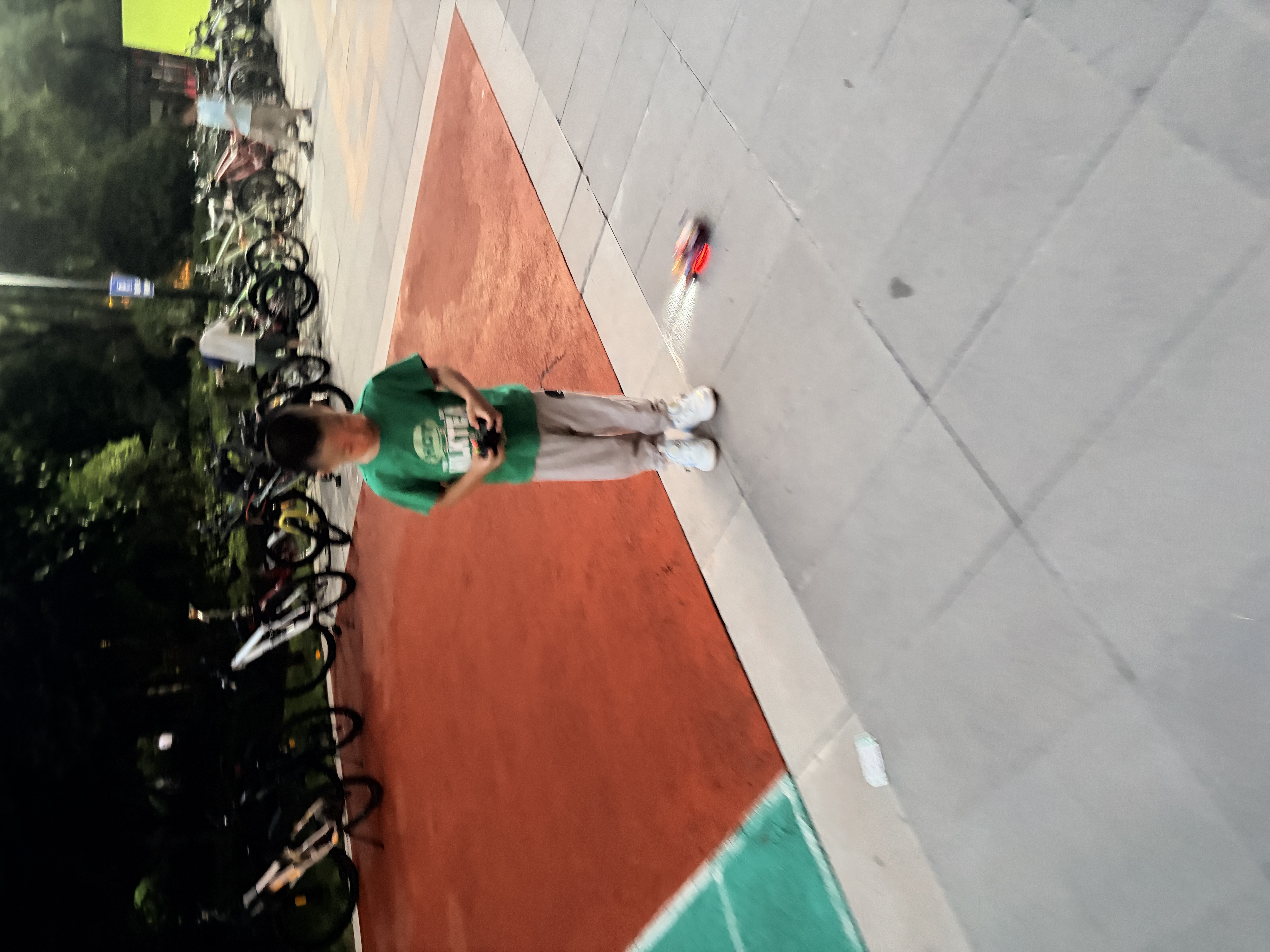 活石（LIVING STONES）RC遥控车高速漂移跑车玩具男孩遥控汽车四驱遥控赛车生日七夕礼物 实拍图