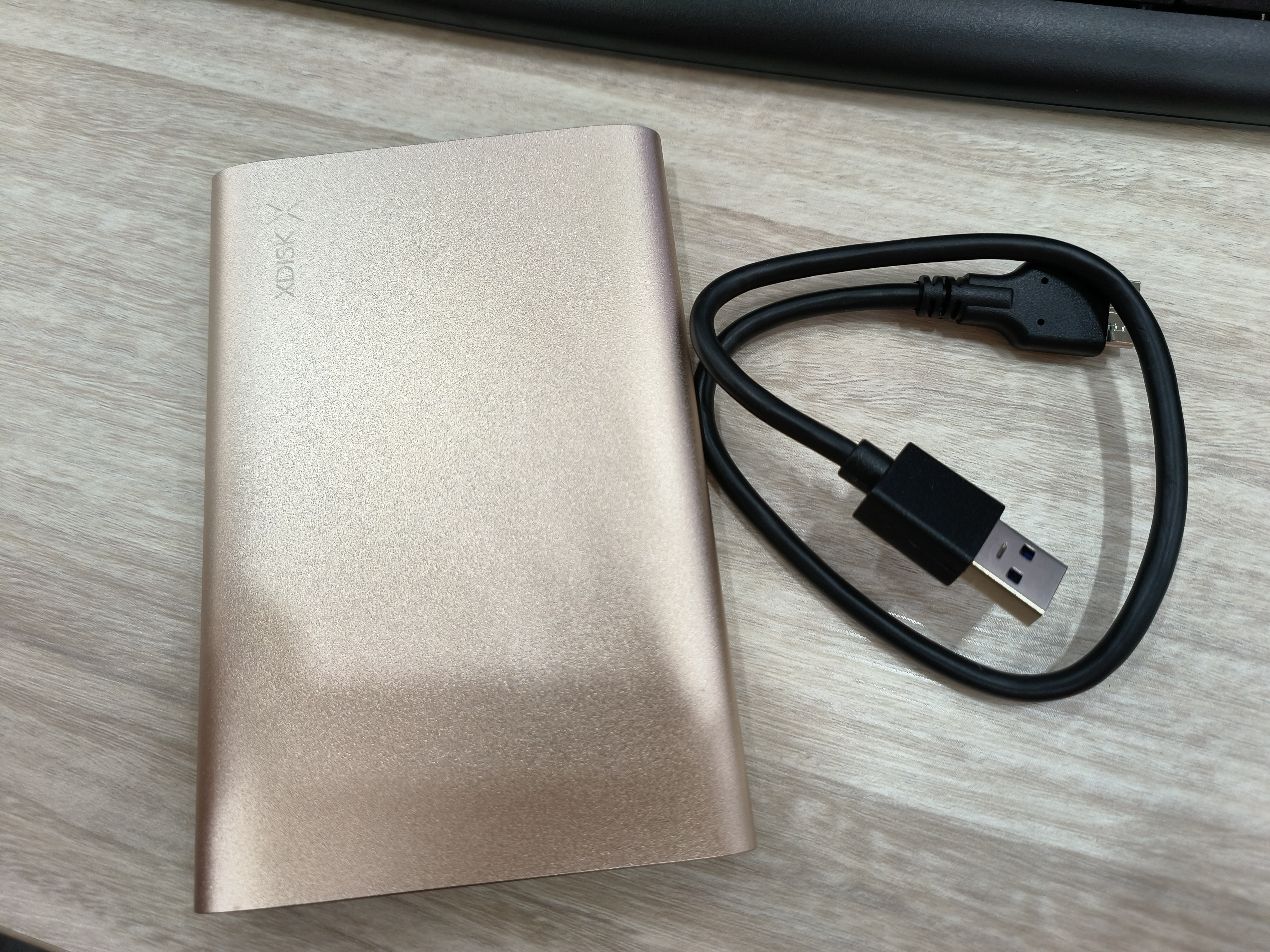 小盘(XDISK)500GB USB3.0移动硬盘X系列2.5英寸土豪金 超薄全金属高速便携文件数据备份存储稳定耐用 实拍图