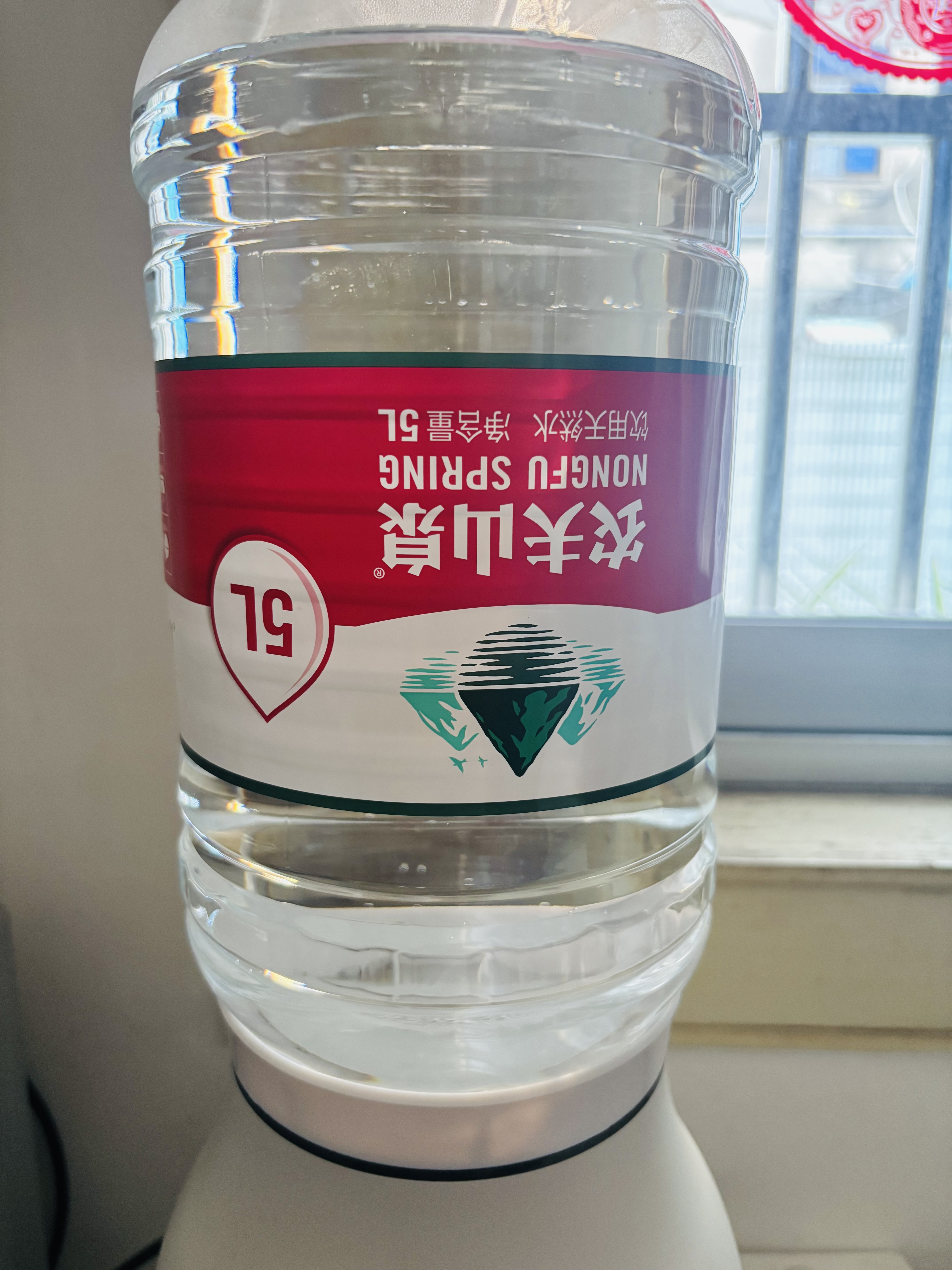 农夫山泉 饮用水 饮用天然水5L*4桶 家庭饮用水 桶装水 整箱装 实拍图