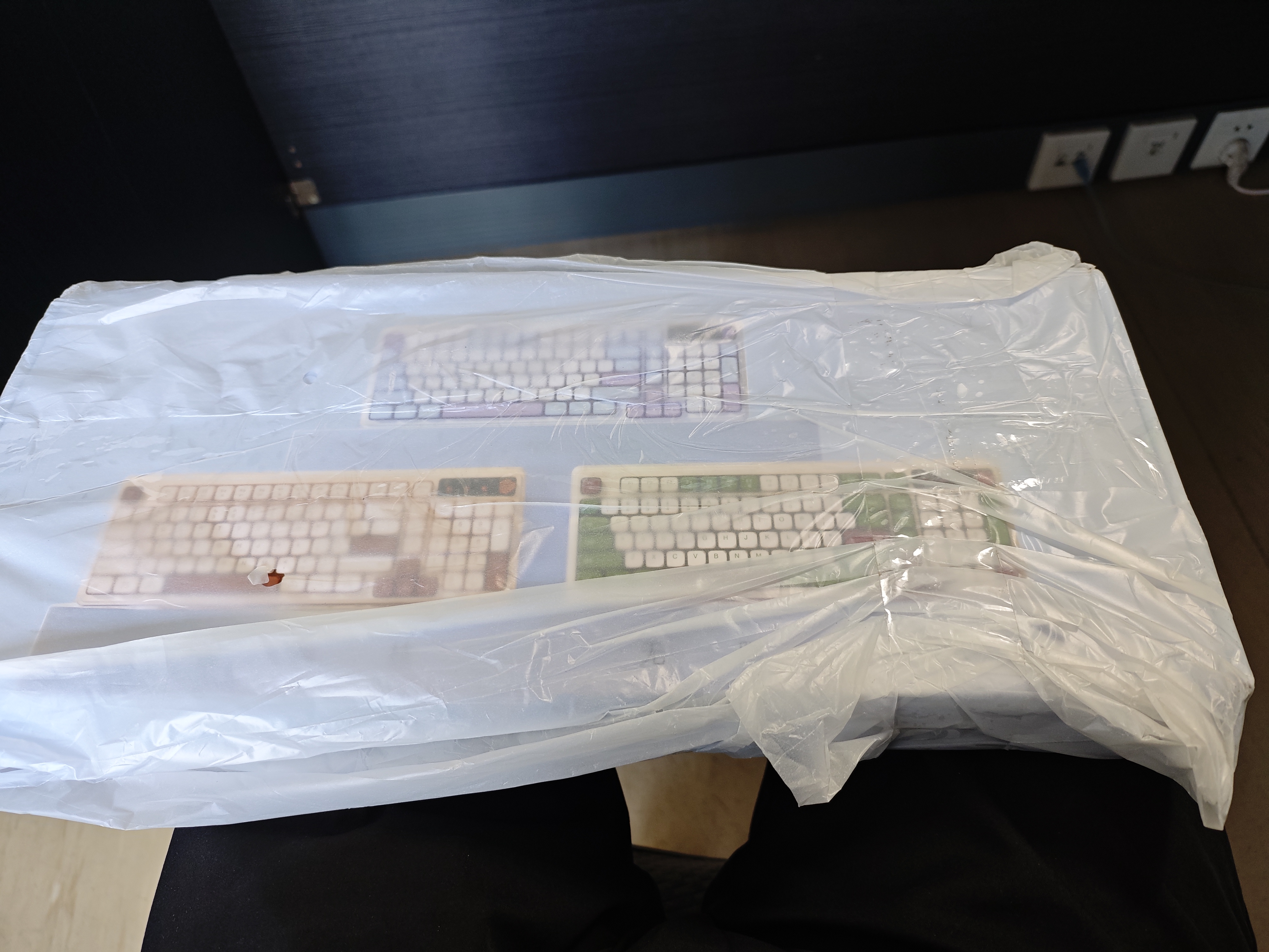 B.O.W航世 K520U机械手感有线键盘 电竞游戏女办公打字笔记本台式电脑通用键盘98键 海盐奶芋 实拍图