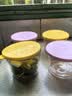 季芒（JIMANG）玻璃小碗带盖食品级咸菜密封罐玻璃保鲜盒冰箱小菜泡菜分装盒 4个装【白+蓝+黄+粉】加厚带盖冷 实拍图