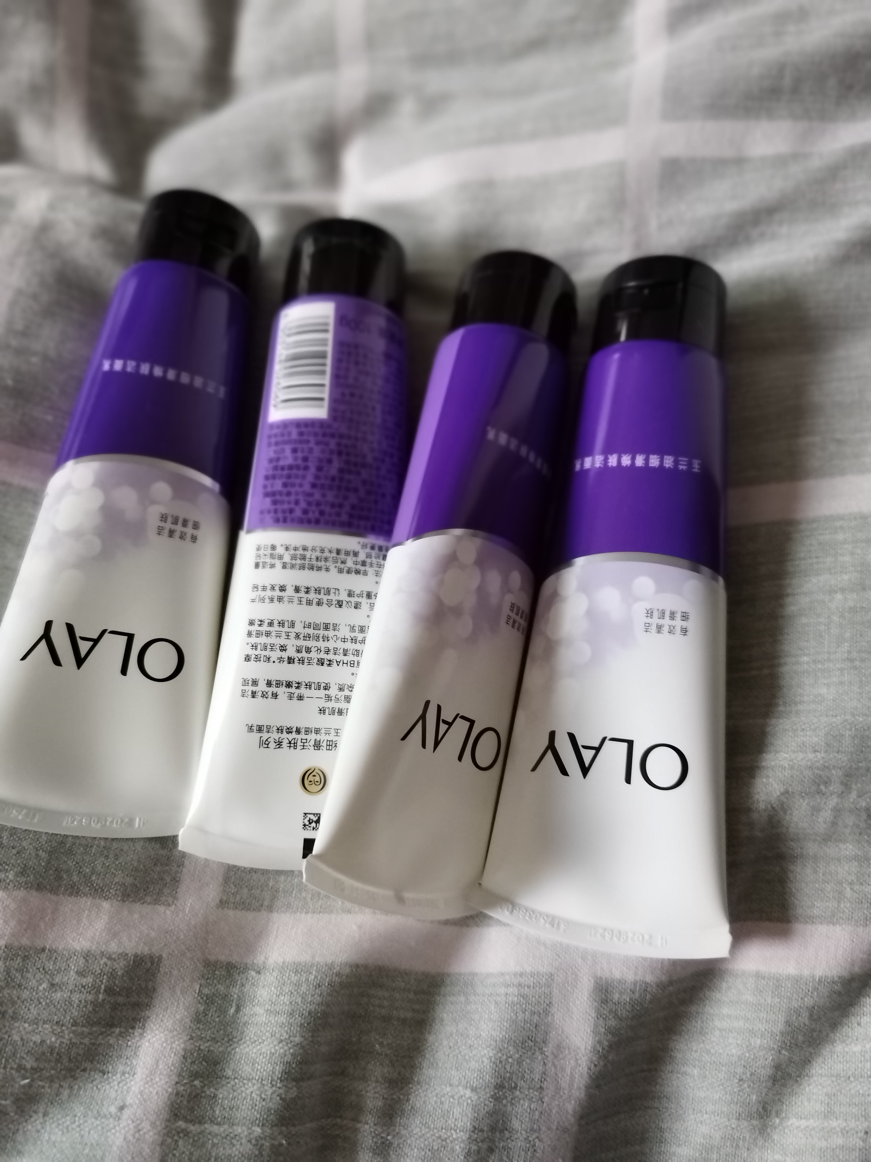 玉兰油（OLAY）细滑焕肤洁面乳100g卸妆深层清洁控油平衡洗面奶七夕情人节礼物女 实拍图