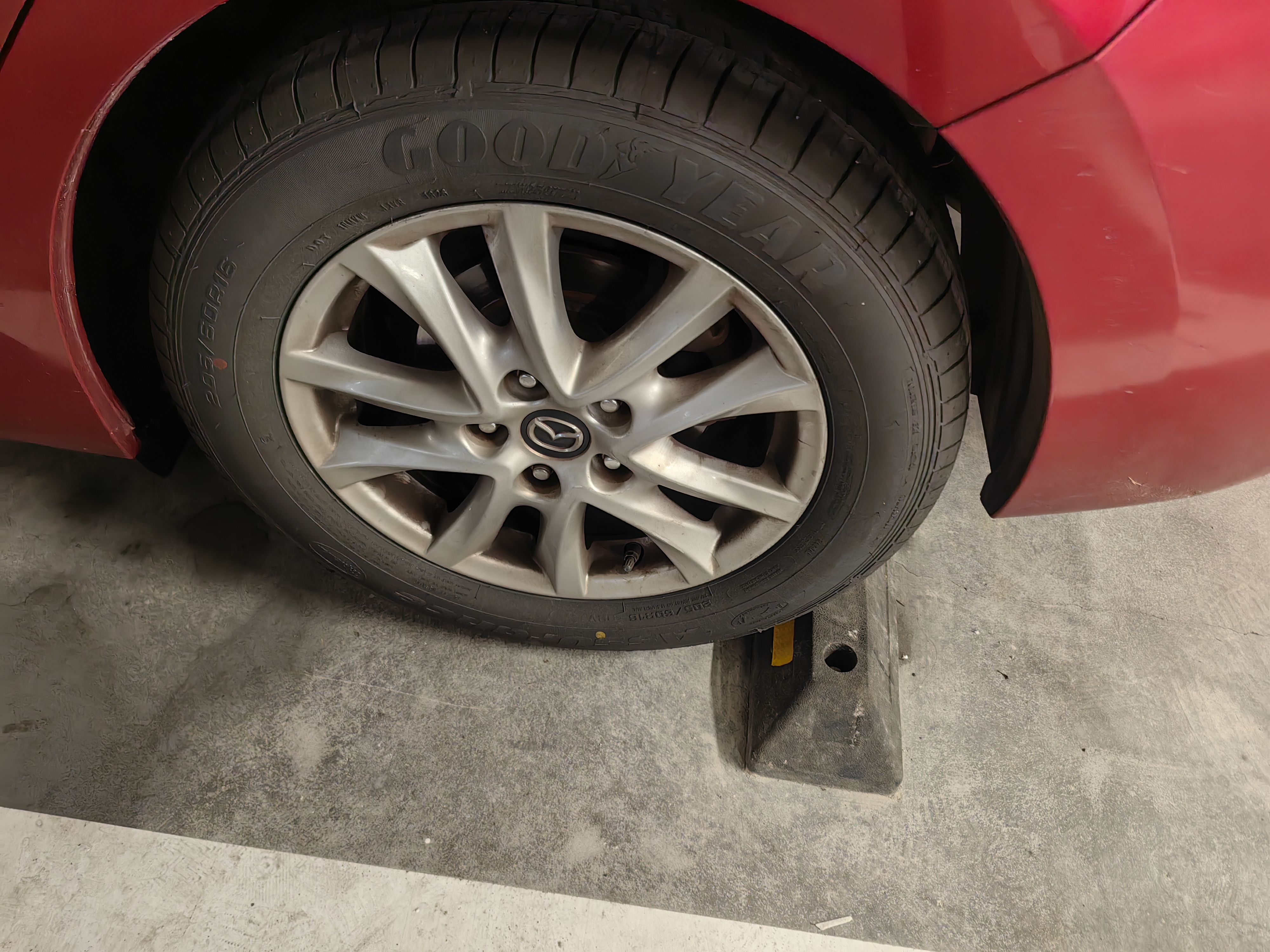 固特异（Goodyear）汽车轮胎 205/60R16 92V ATM 安乘 原配昂克赛拉 实拍图