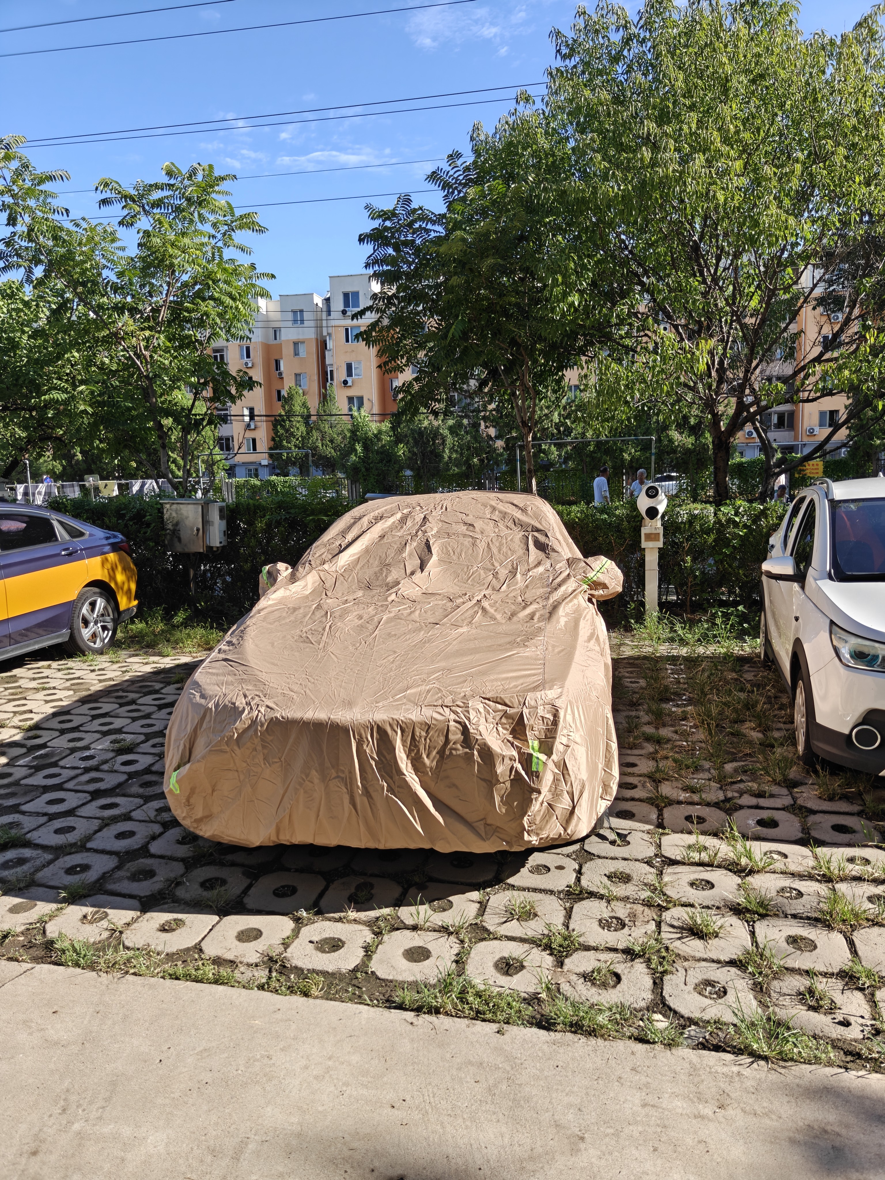 金雨保牛津布汽车车衣车罩防晒防雨隔热防尘加厚遮阳车套外全罩通用四季 人气热销【香槟咖】600D高密度牛津布+送收纳袋 三层加厚款*四季可用【防暴晒防雨防冰雹抗大风】 实拍图