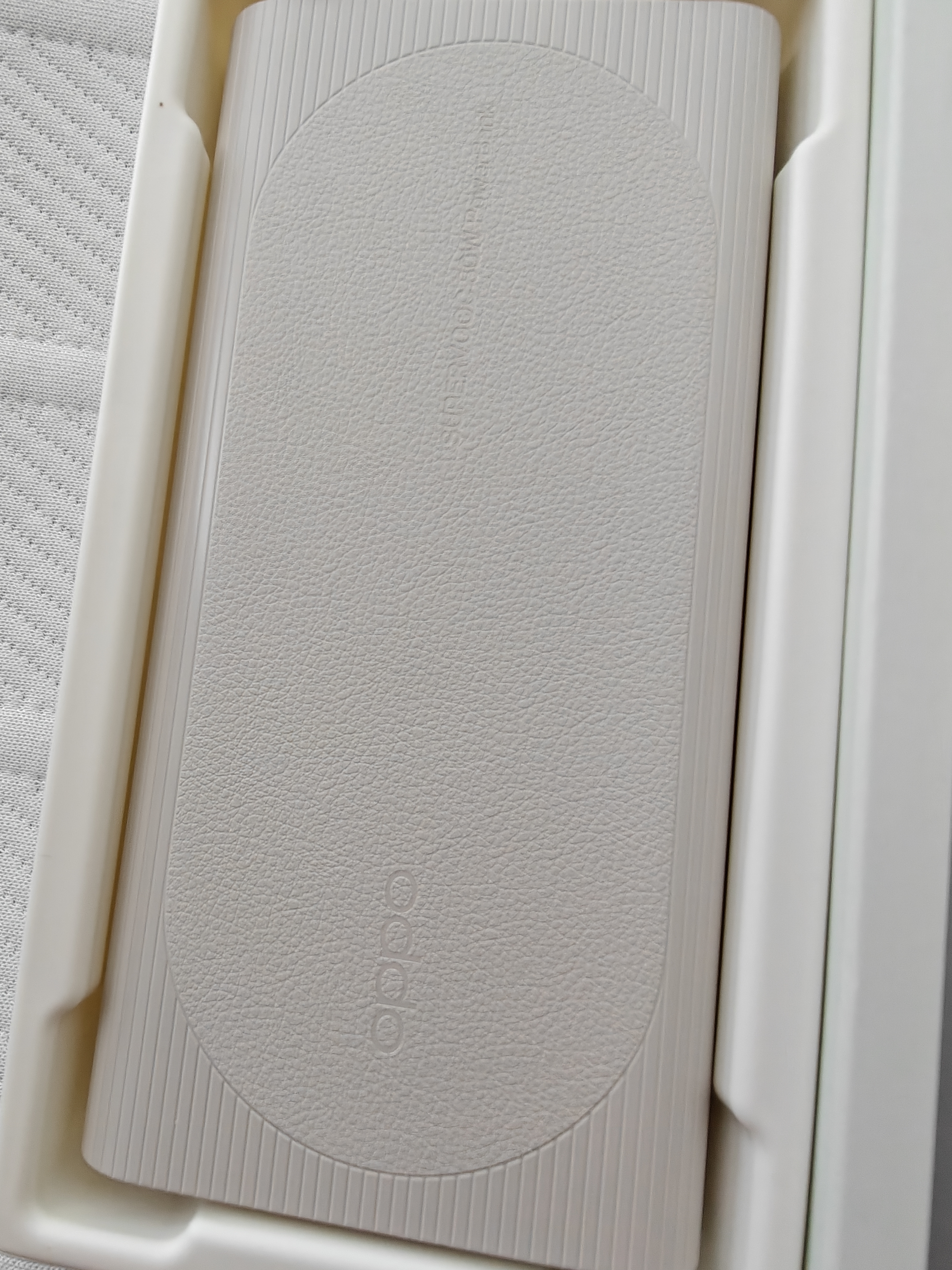 OPPO80W移动电源3C认证可上飞机快充大容量充电宝京东自营适配iphone小米华为一加手机户外储能电源 实拍图