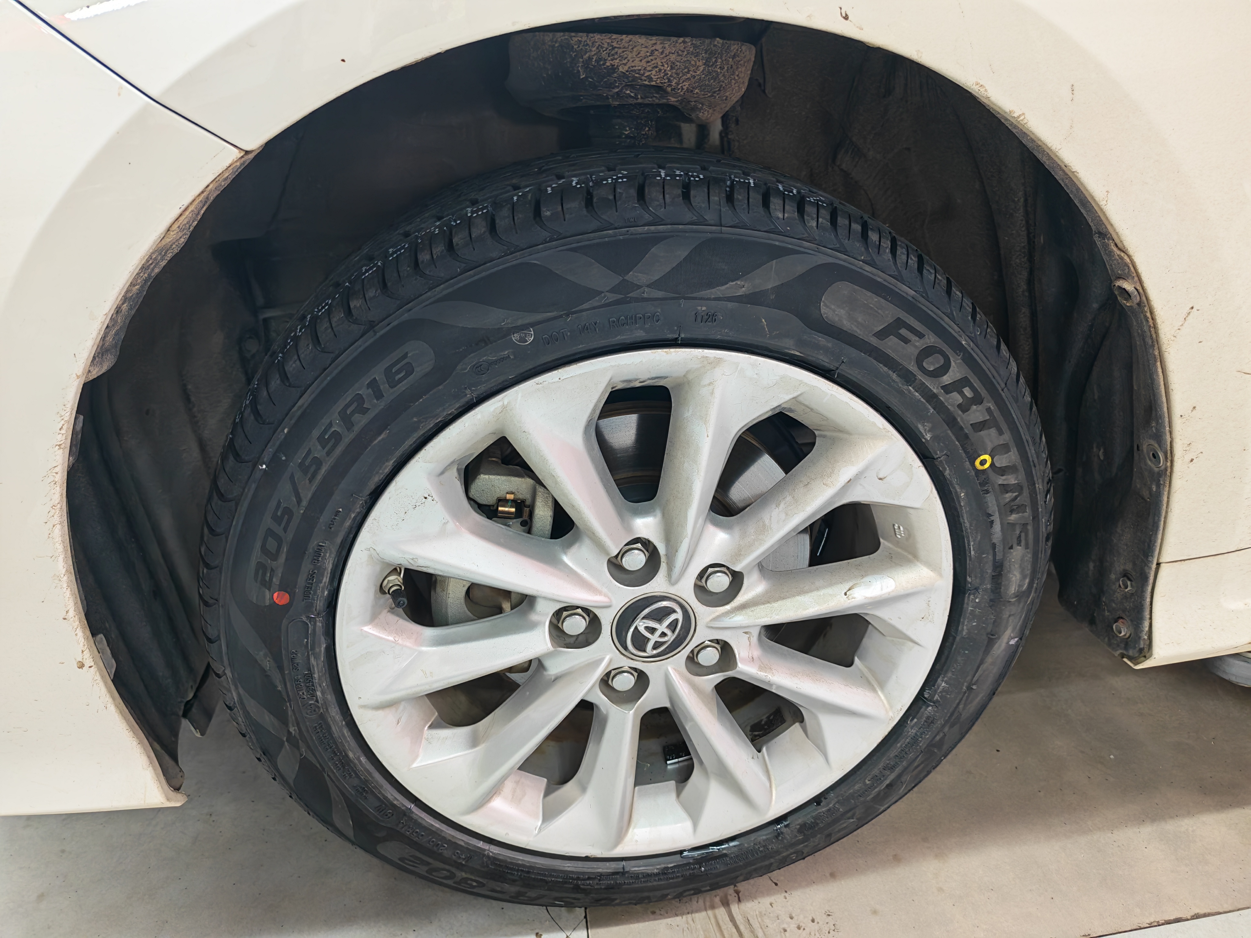 富神（FORTUNE）汽车轮胎205/55R16-91V-FSR-802静音耐磨朗逸速腾高尔夫A3 实拍图