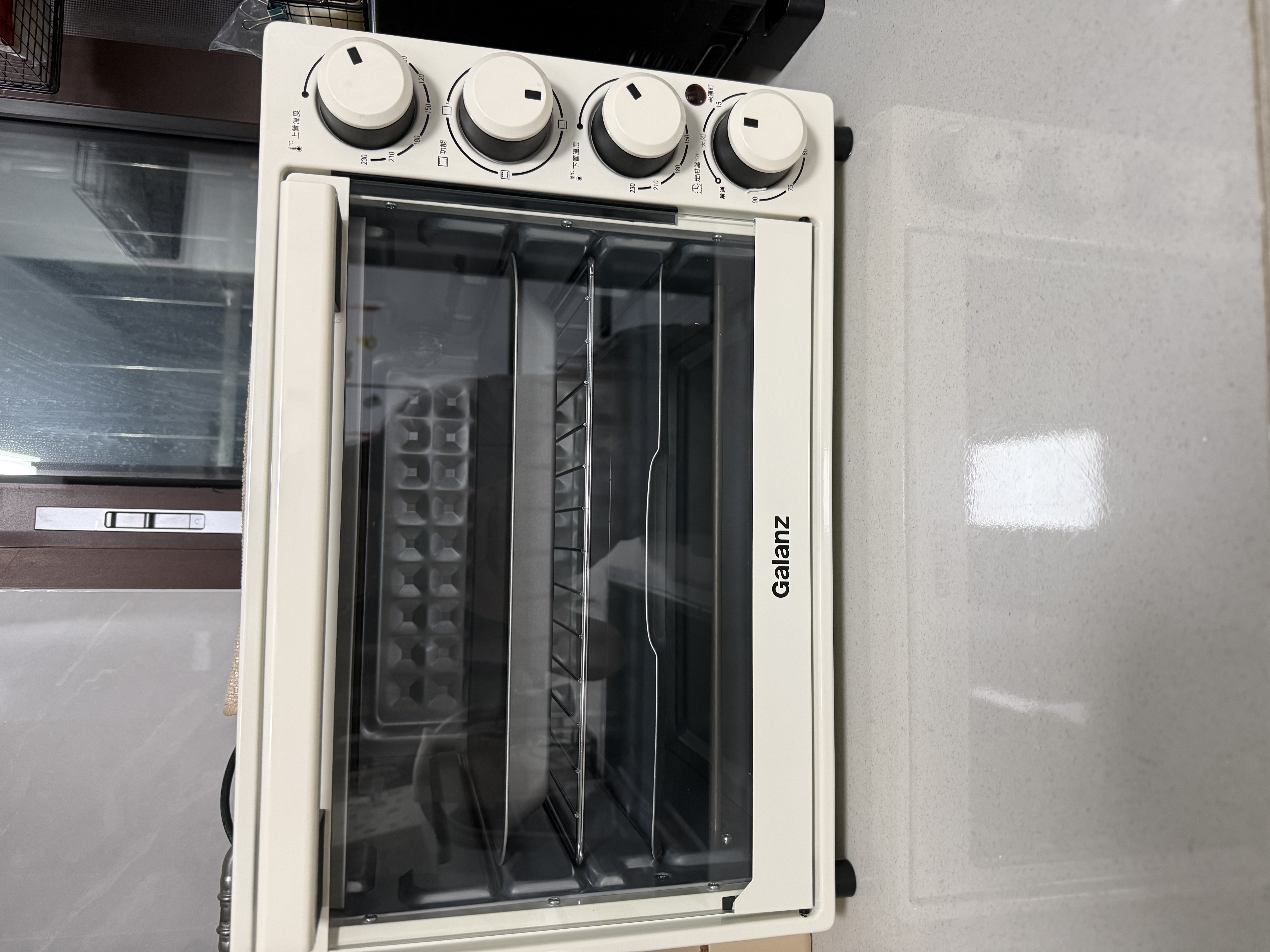 格兰仕（Galanz）电烤箱 家用 40L大容量 上下独立控温 多层烤位机械操控烘培炉灯多功能 复古奶油风 2026新款 DH40 米白色 40L 家庭优选 实拍图