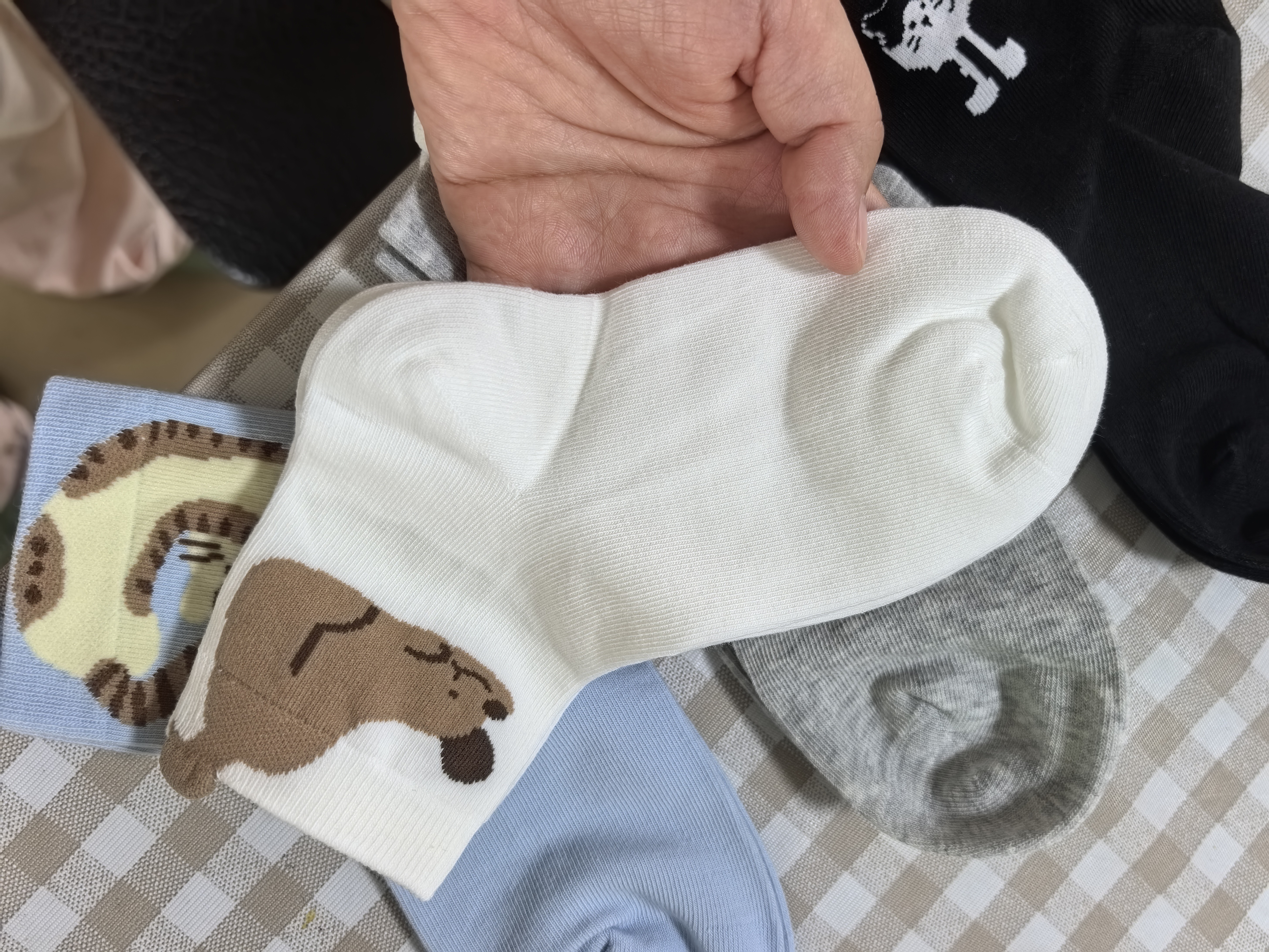 京东京造儿童袜子夏季男童袜子萌趣中筒棉袜透气防滑学生中大童短袜4双 实拍图