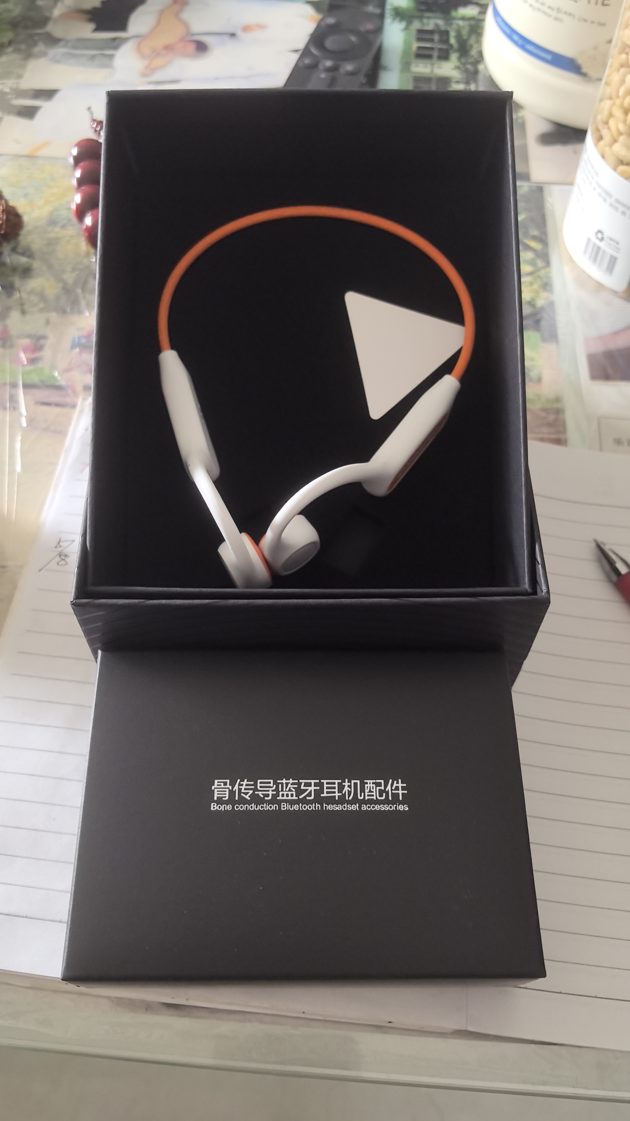 OYOCO【8级防水丨0漏音】运动耳机骨传导无线蓝牙不入耳户外挂耳式跑步耳机游泳防水开放骑行超长续航 【水陆声学版】X64 米橘色丨蓝牙内存双模式丨8级防水 HIFI音质丨声能聚音环丨零漏音丨30天超 实拍图
