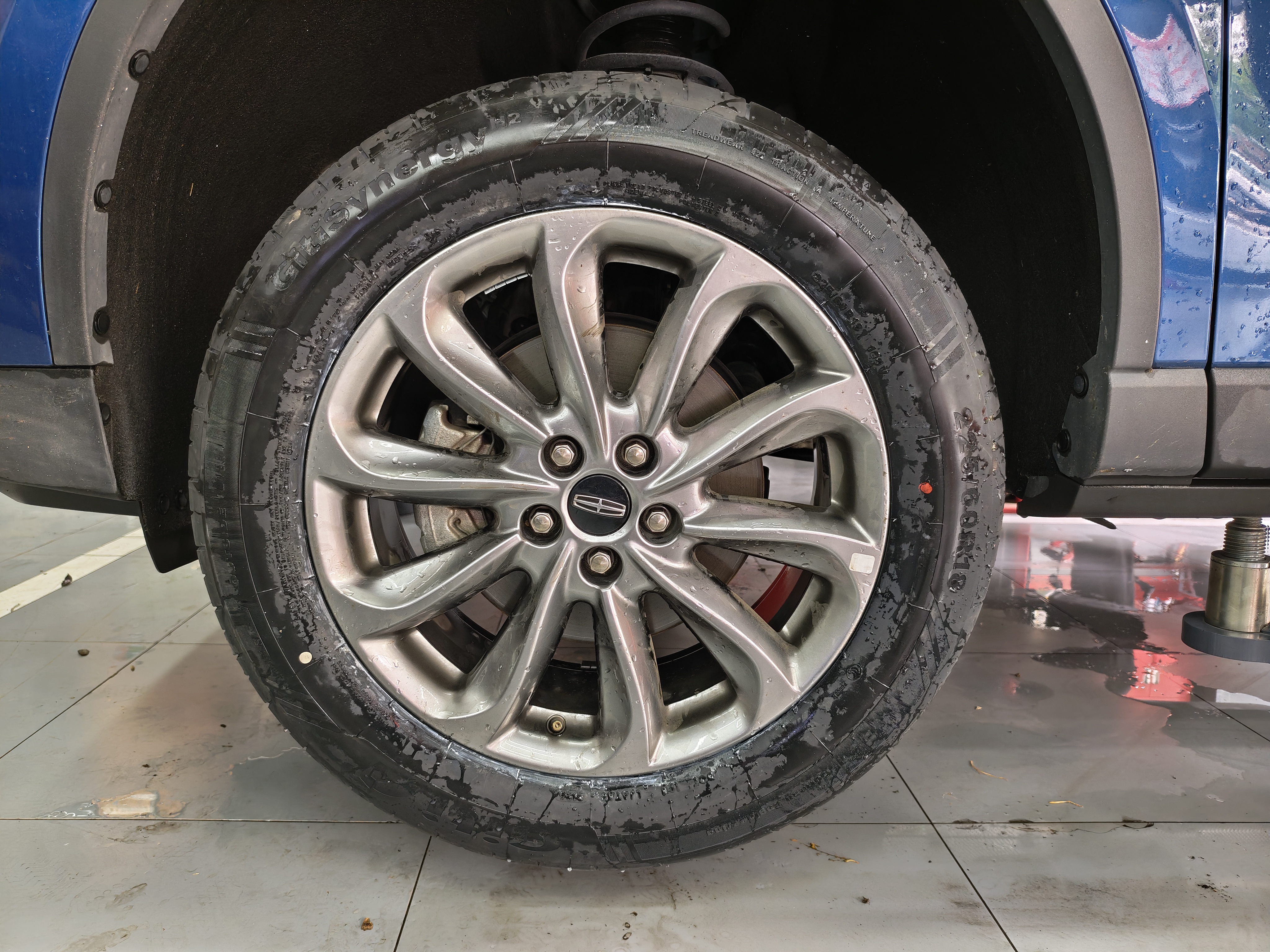 佳通轮胎（Giti）225/60R18 100V GitiSynergyH2 适配博越/丰田RAV4/长安CS75/奇骏 实拍图