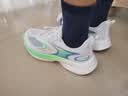 李宁（LI-NING）李宁儿童专业跑鞋男童运动鞋飞云秋季新款大童青少年网面体训鞋子 标准白/晴山蓝 （网面-专业跑步） 35 （内长约22.9cm适合脚长21.9cm） 实拍图