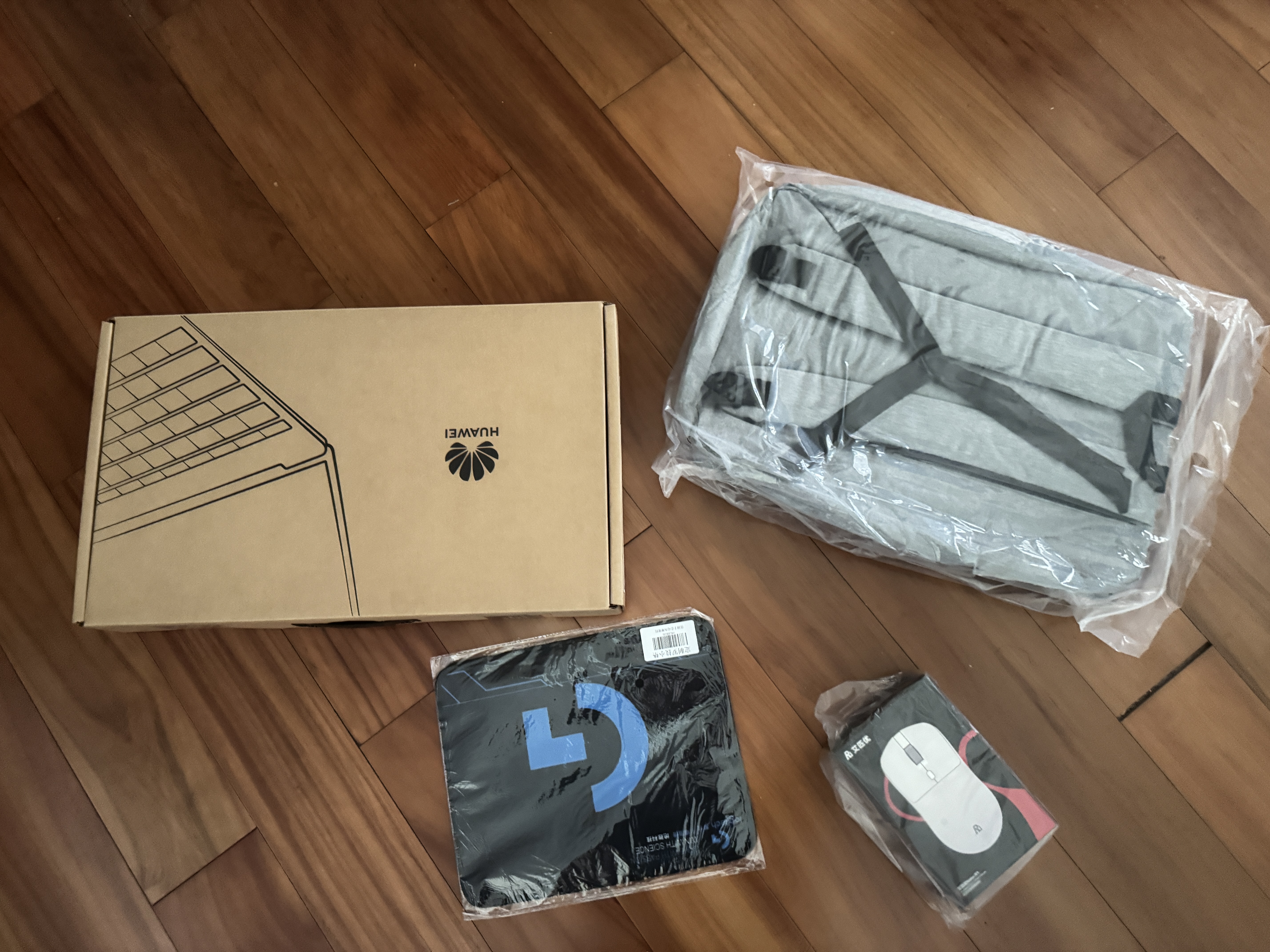 华为（HUAWEI）MateBook 14 笔记本电脑 2.8K OLED触控屏 可选鸿蒙版鸿蒙AI系统 超长续航学生电脑商务办公轻薄本 深空灰｜32G 1TB【预装Windows】 实拍图