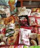 三只松鼠轰趴零食大礼包28袋2411g坚果休闲零食七夕情人节送对象团购送礼 实拍图