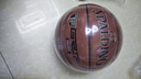 斯伯丁（SPALDING）7号经典掌控系列比赛耐磨室内外通用七号成人篮球76-875YREV1 实拍图
