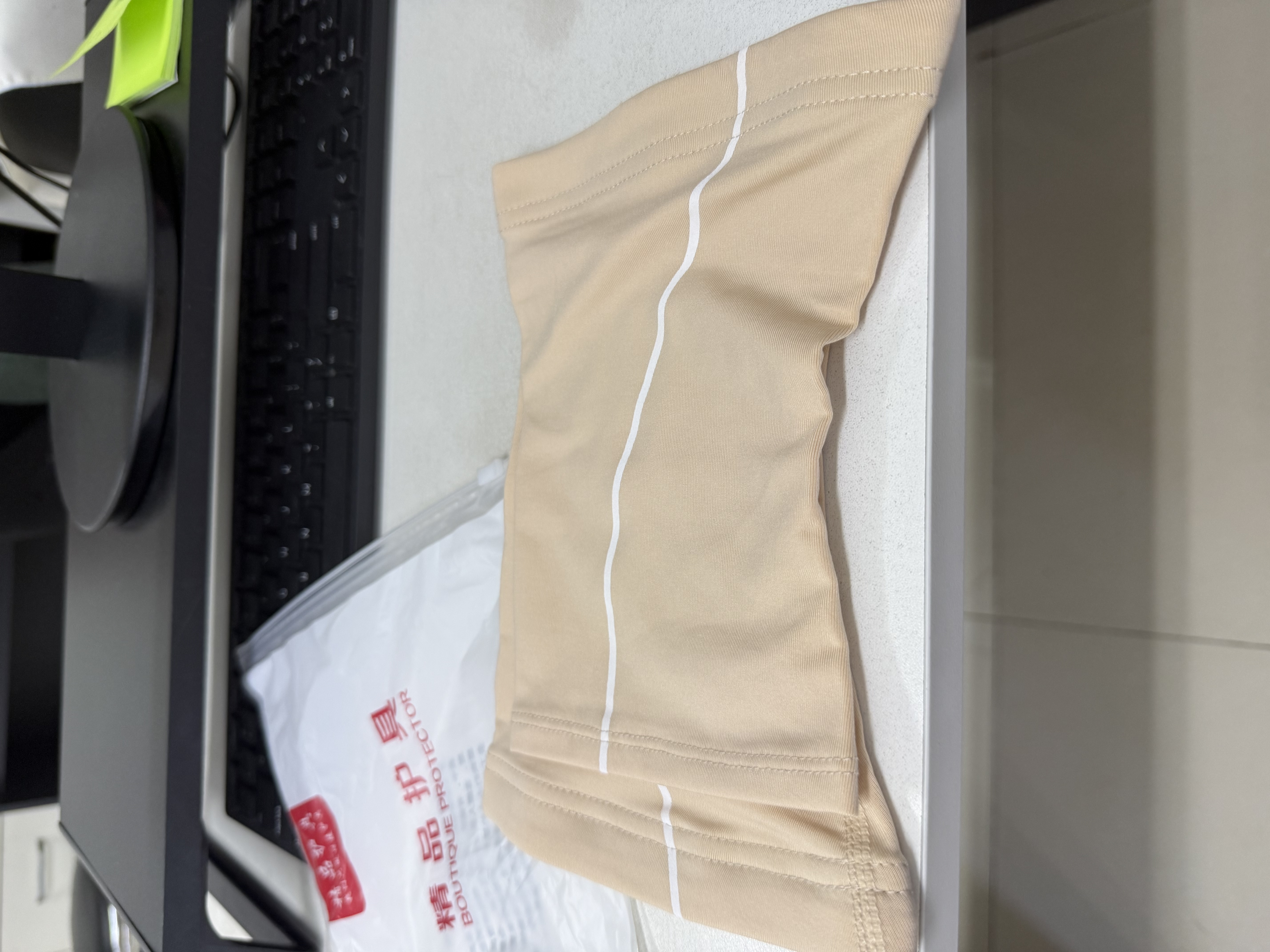 AUGRANK莫代尔护膝保暖夏季超薄款透气男女士老年人老寒腿防寒半月板专用 【升级防滑条】简约肤色 20cm 2只装 L 【适合110-140】 实拍图