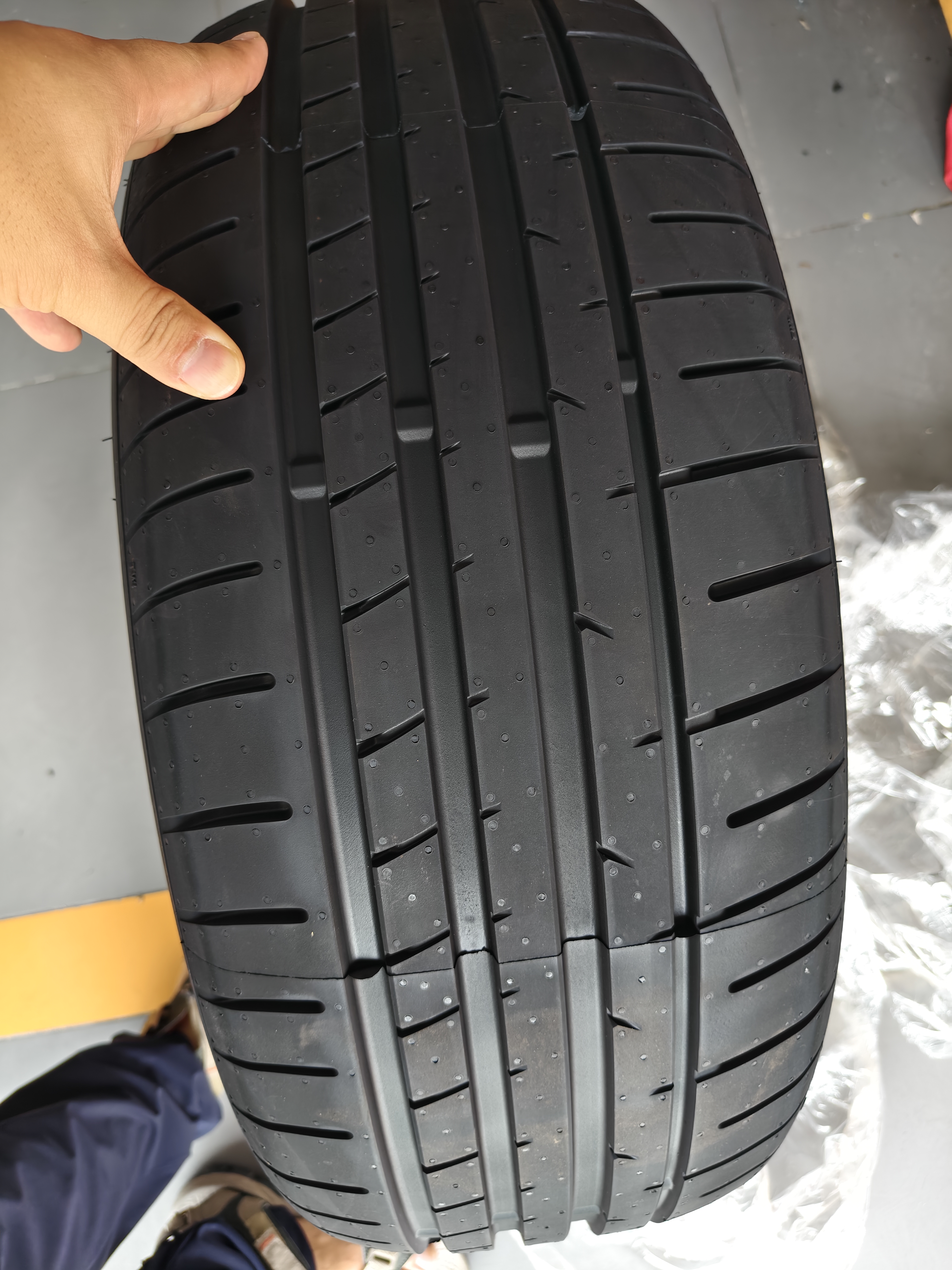 玲珑轮胎汽车轮胎245/45R20 103W XL臻选AR200 适配比亚迪唐/长安UNI-T 实拍图