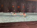 速比涛（Speedo）成人泳帽EPP布帽高弹舒适加大头围防水不勒头训练入门款纯色泳帽 实拍图